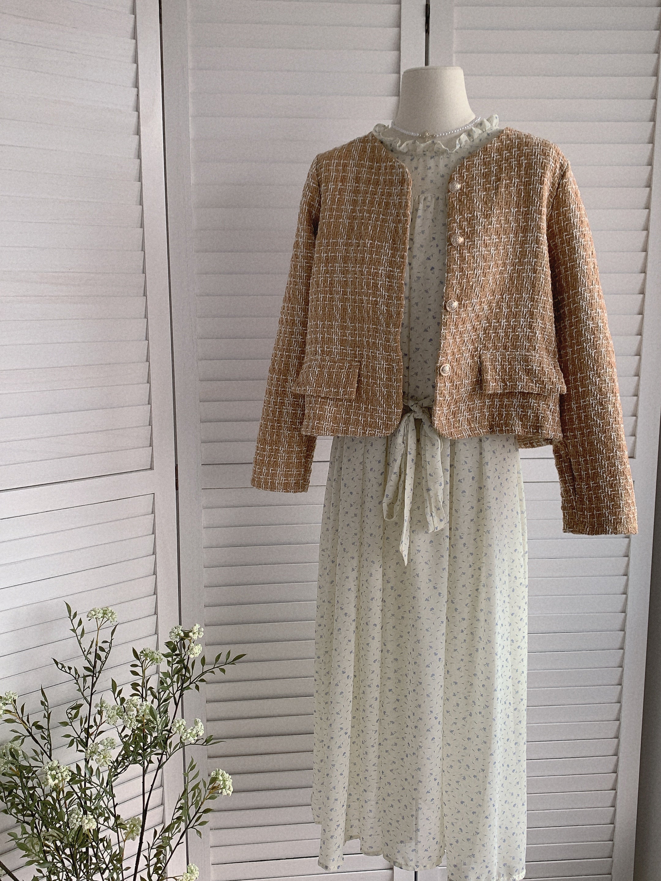 HELLO MILK TEE- 85502  小香風外套