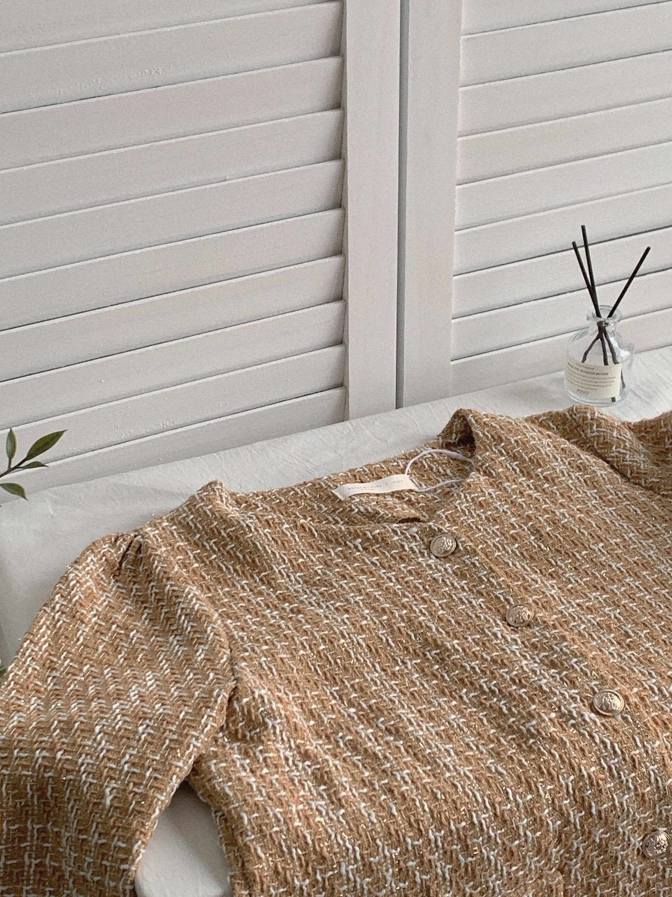 HELLO MILK TEE- 85502  小香風外套