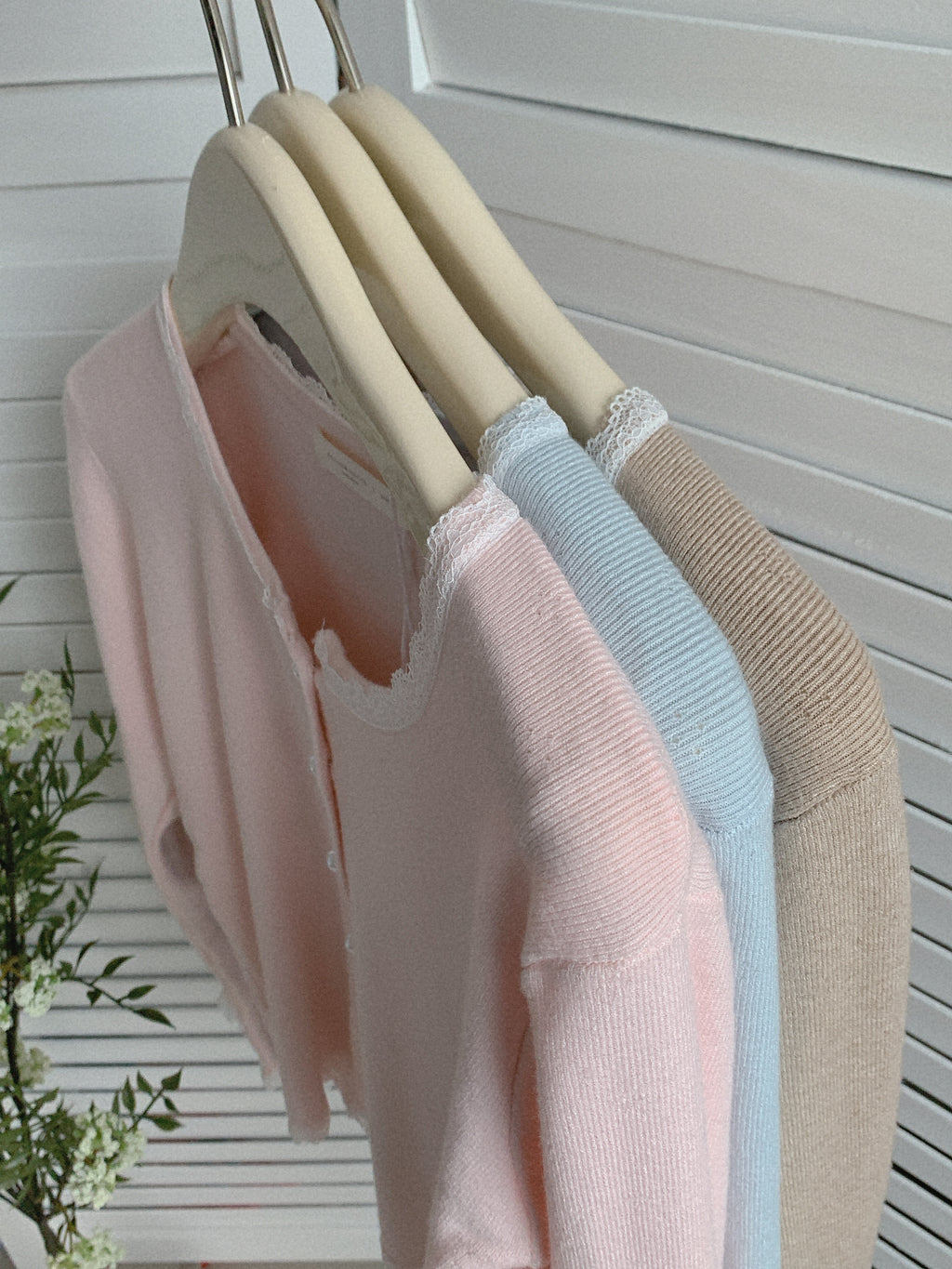 HELLO MILK TEE- 85499 花邊針織衫