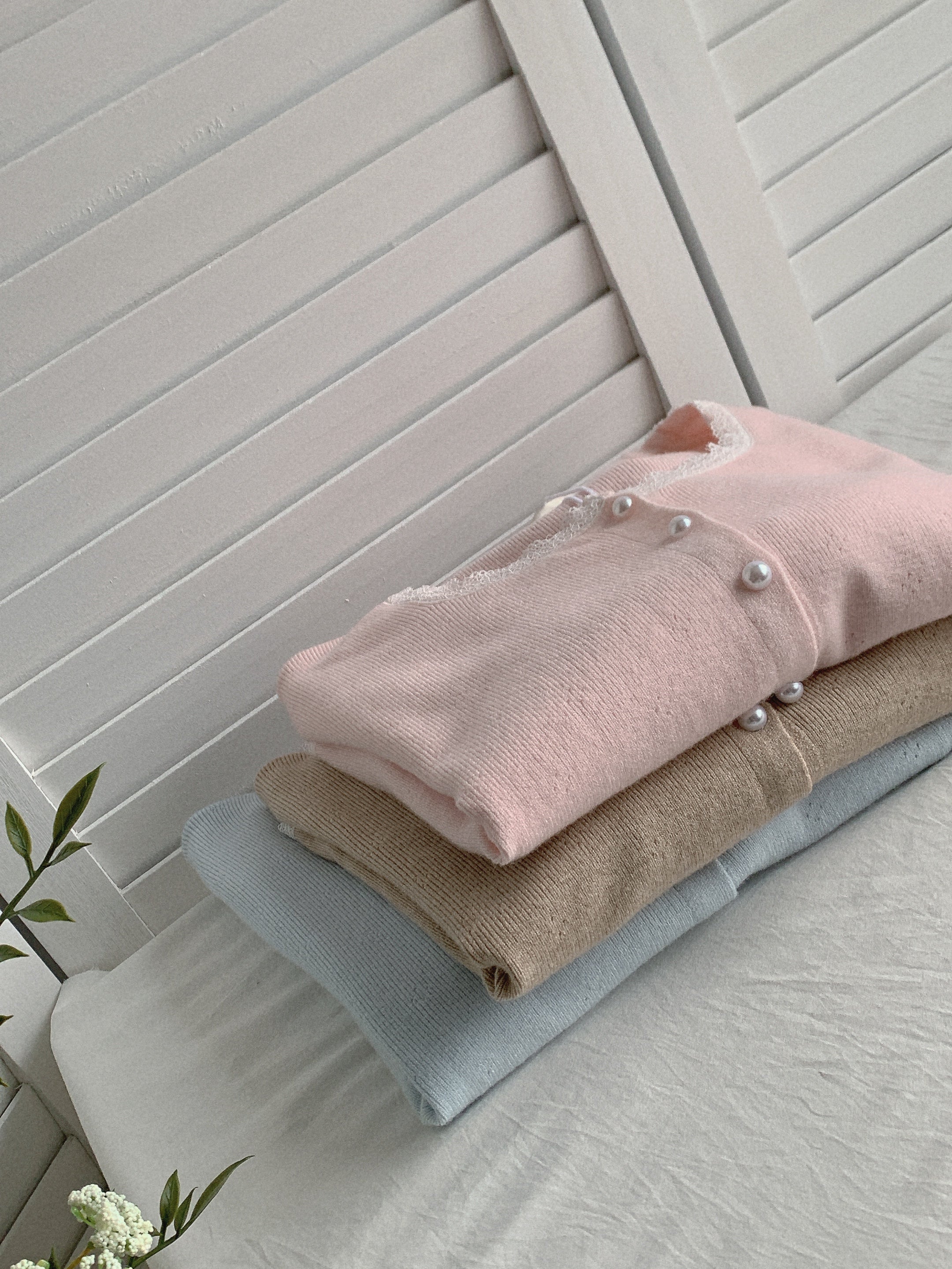 HELLO MILK TEE- 85499 花邊針織衫