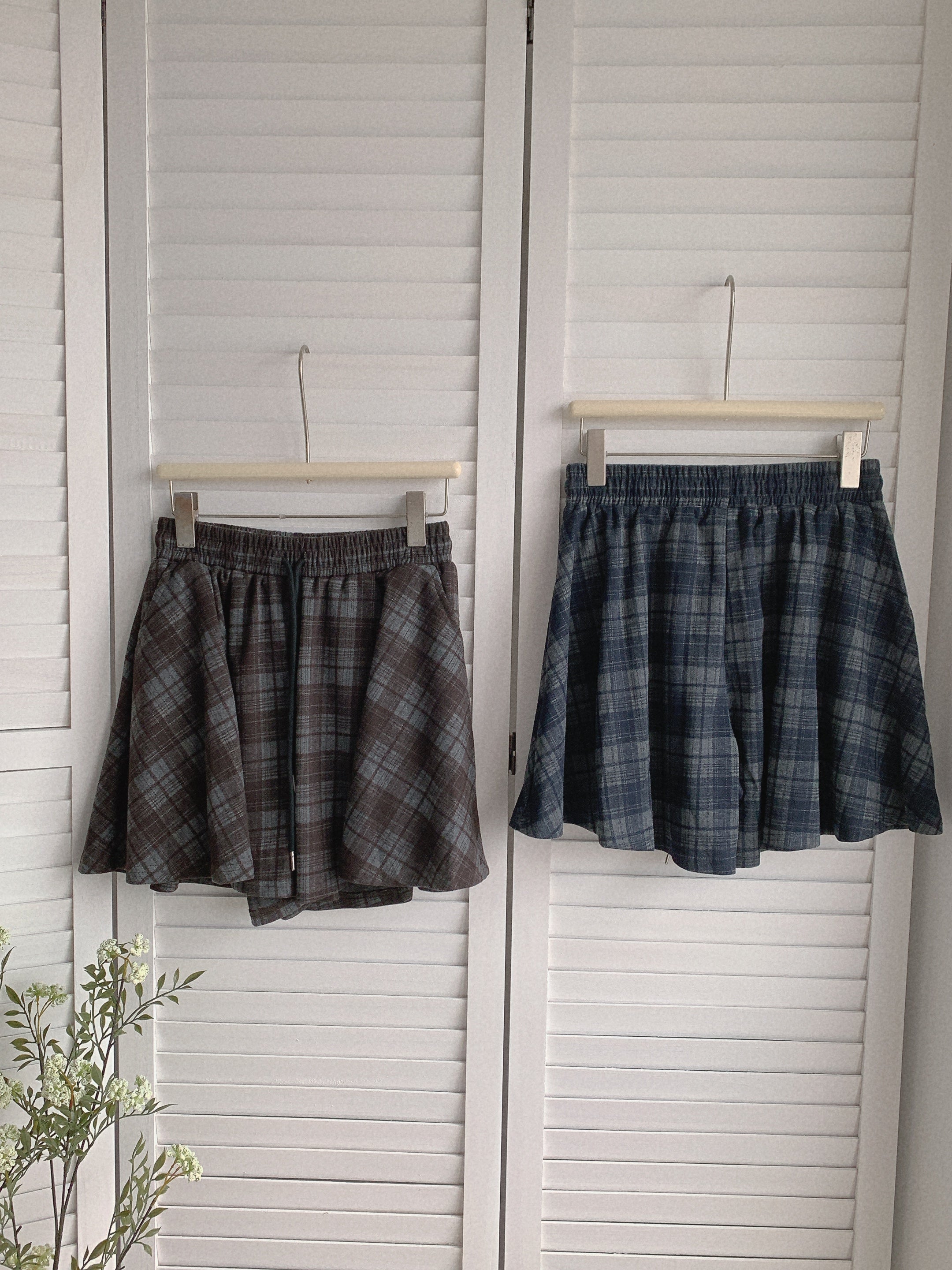 HELLO MILK TEE- 85550 毛呢短褲