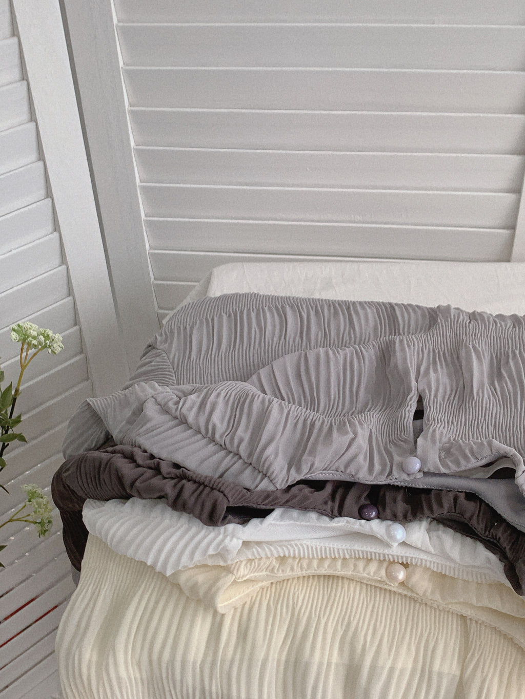 HELLO MILK TEE- 85508 氣質小衫