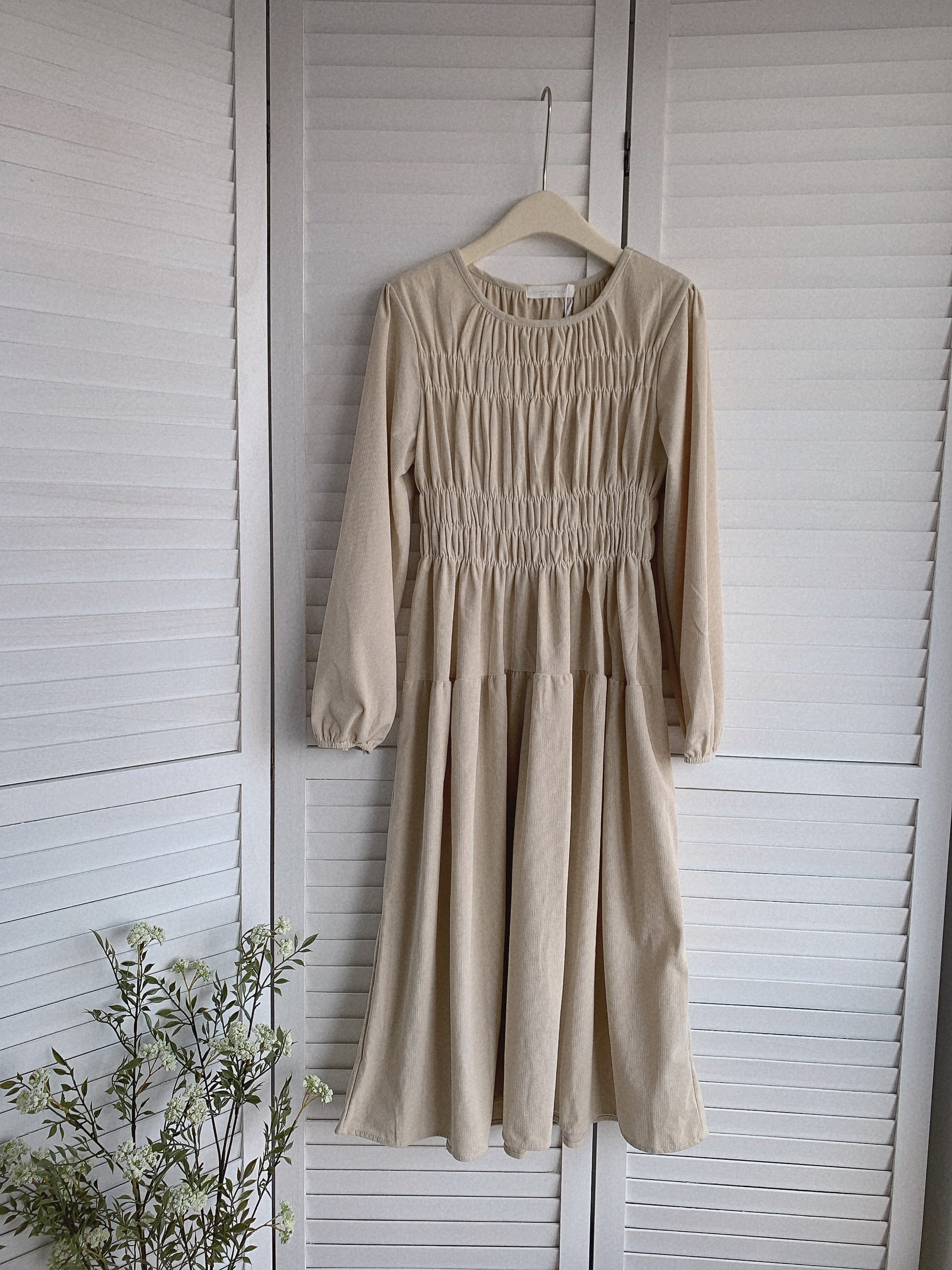 HELLO MILK TEE- 85478 簡約連衣裙