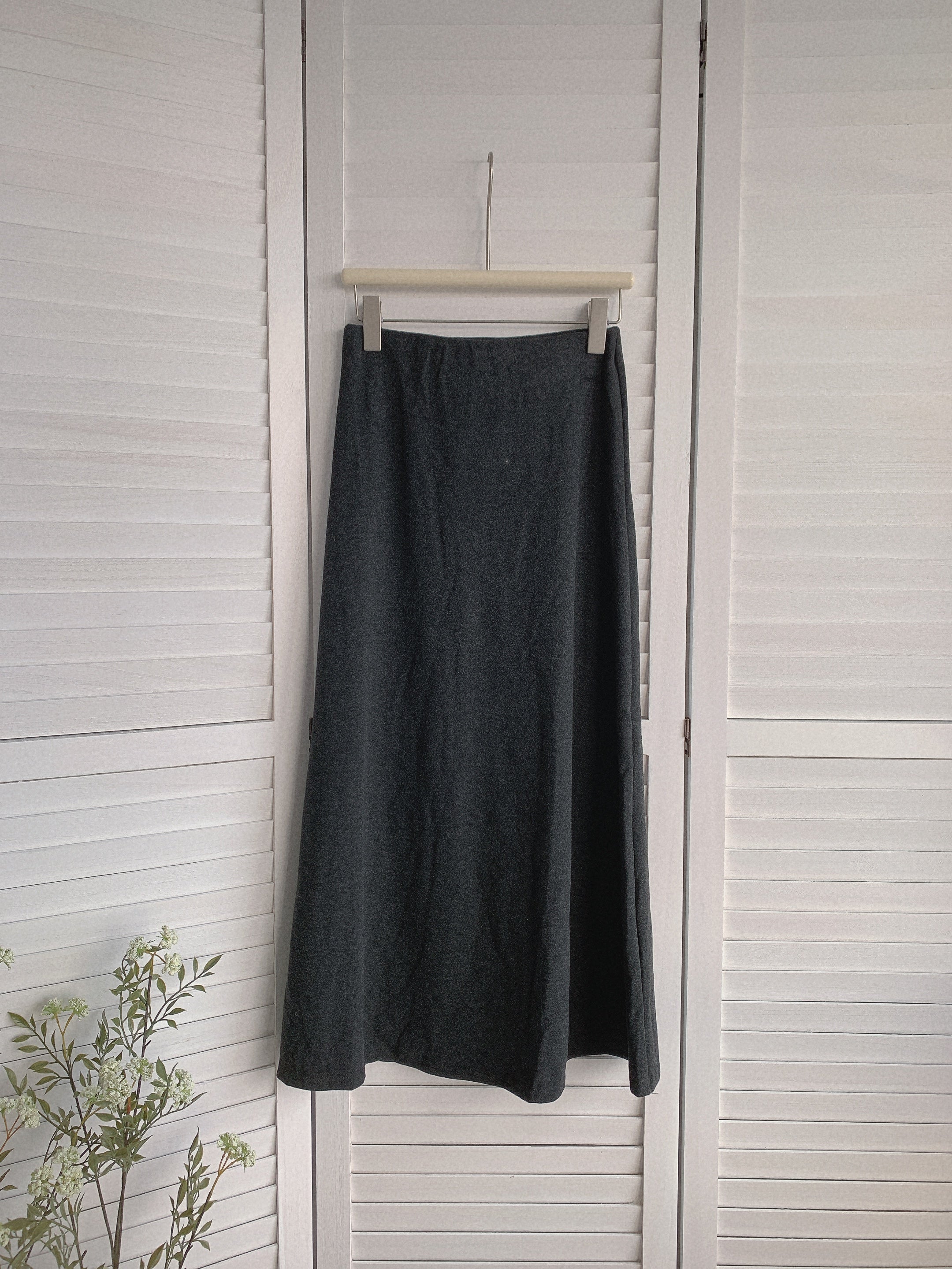 HELLO MILK TEE- 85477 羊絨半裙