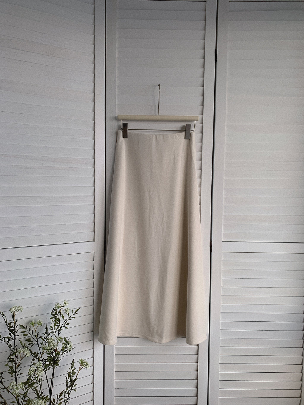 HELLO MILK TEE- 85477 羊絨半裙