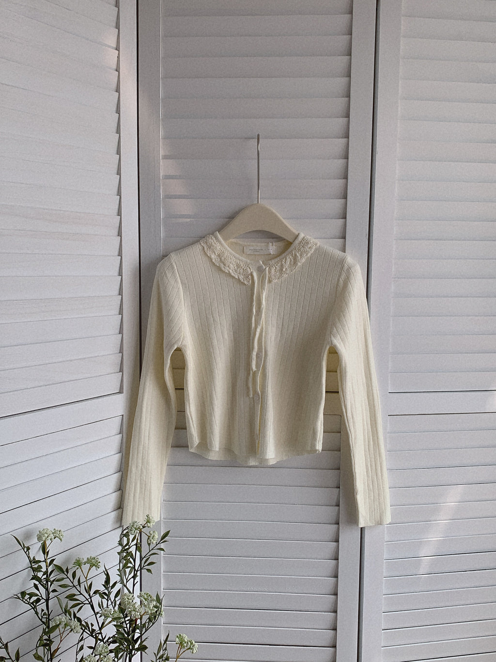 HELLO MILK TEE- 85500 系帶長須衫