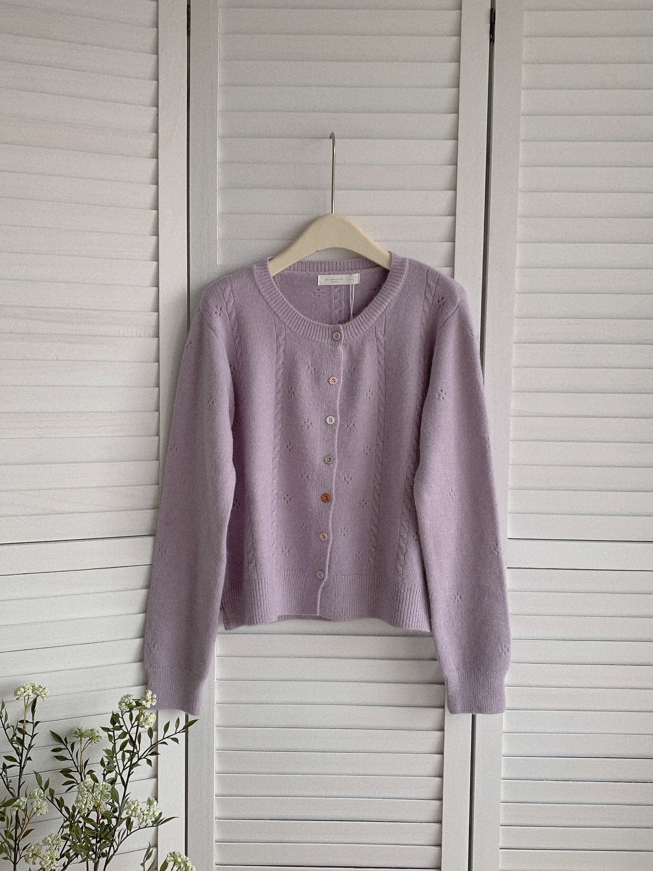 HELLO MILK TEE- 85524 彩扣毛衣