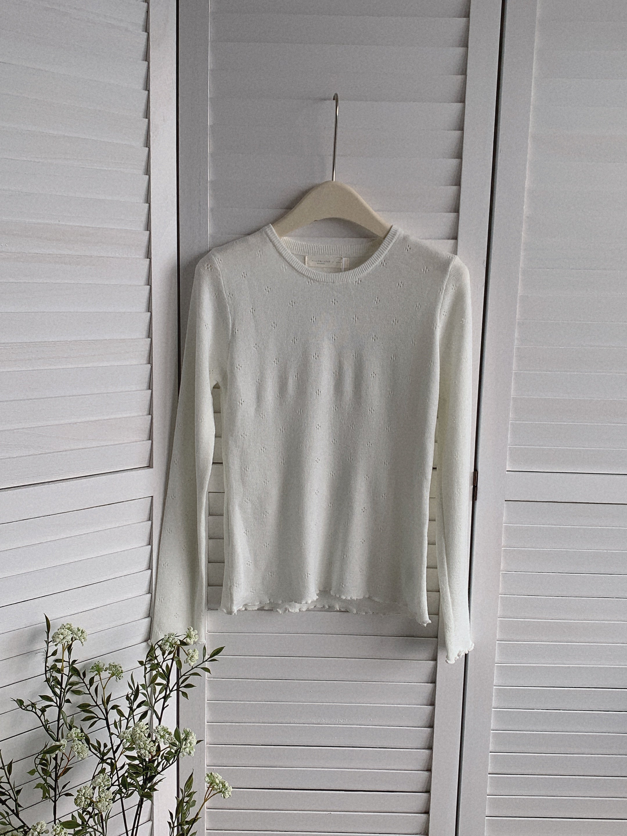 HELLO MILK TEE- 85592 鏤空長袖衫