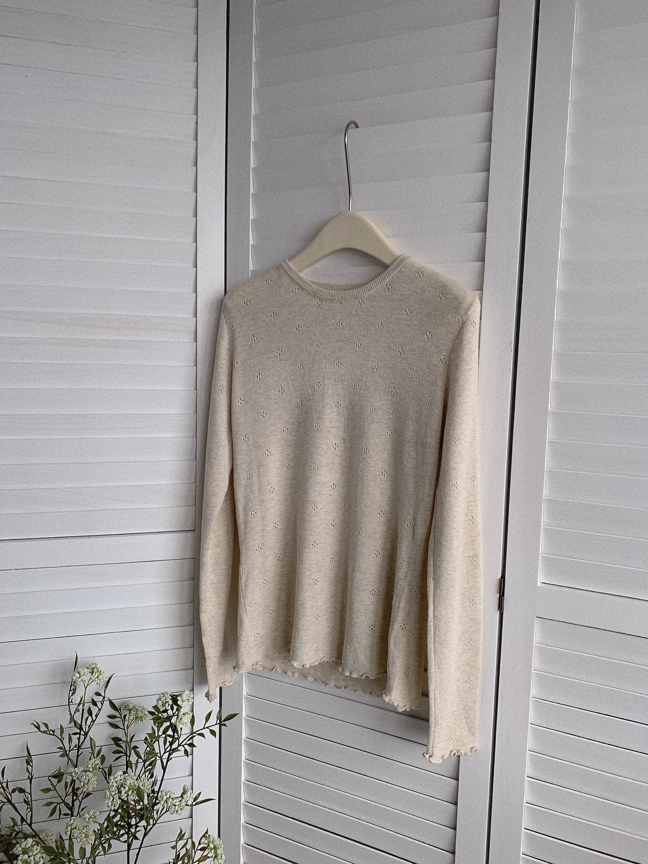 HELLO MILK TEE- 85592 鏤空長袖衫