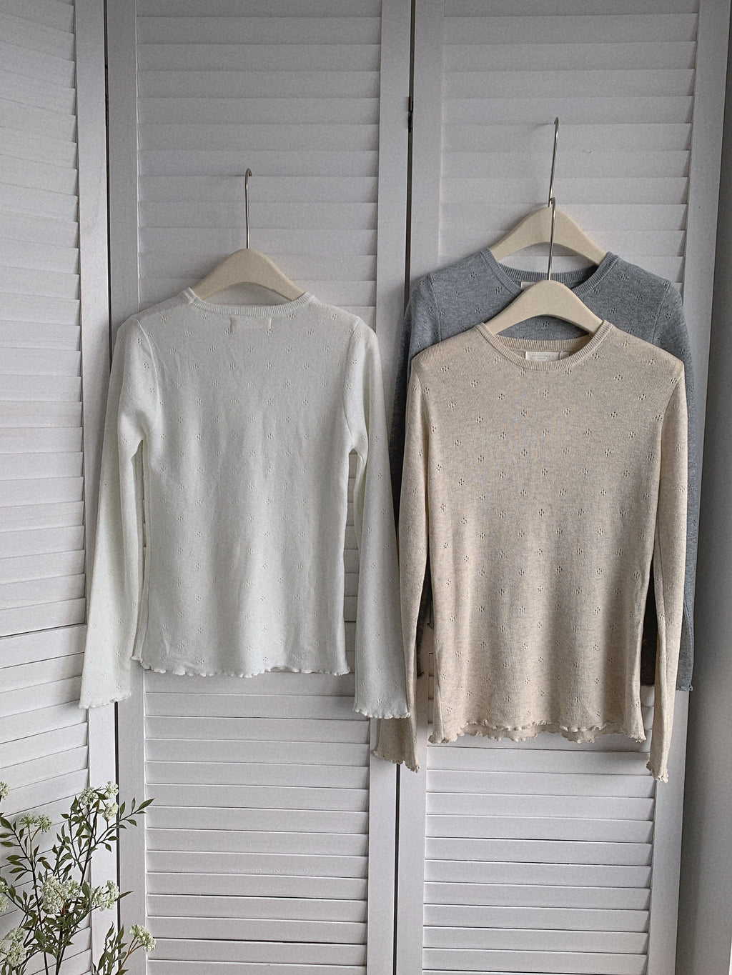 HELLO MILK TEE- 85592 鏤空長袖衫