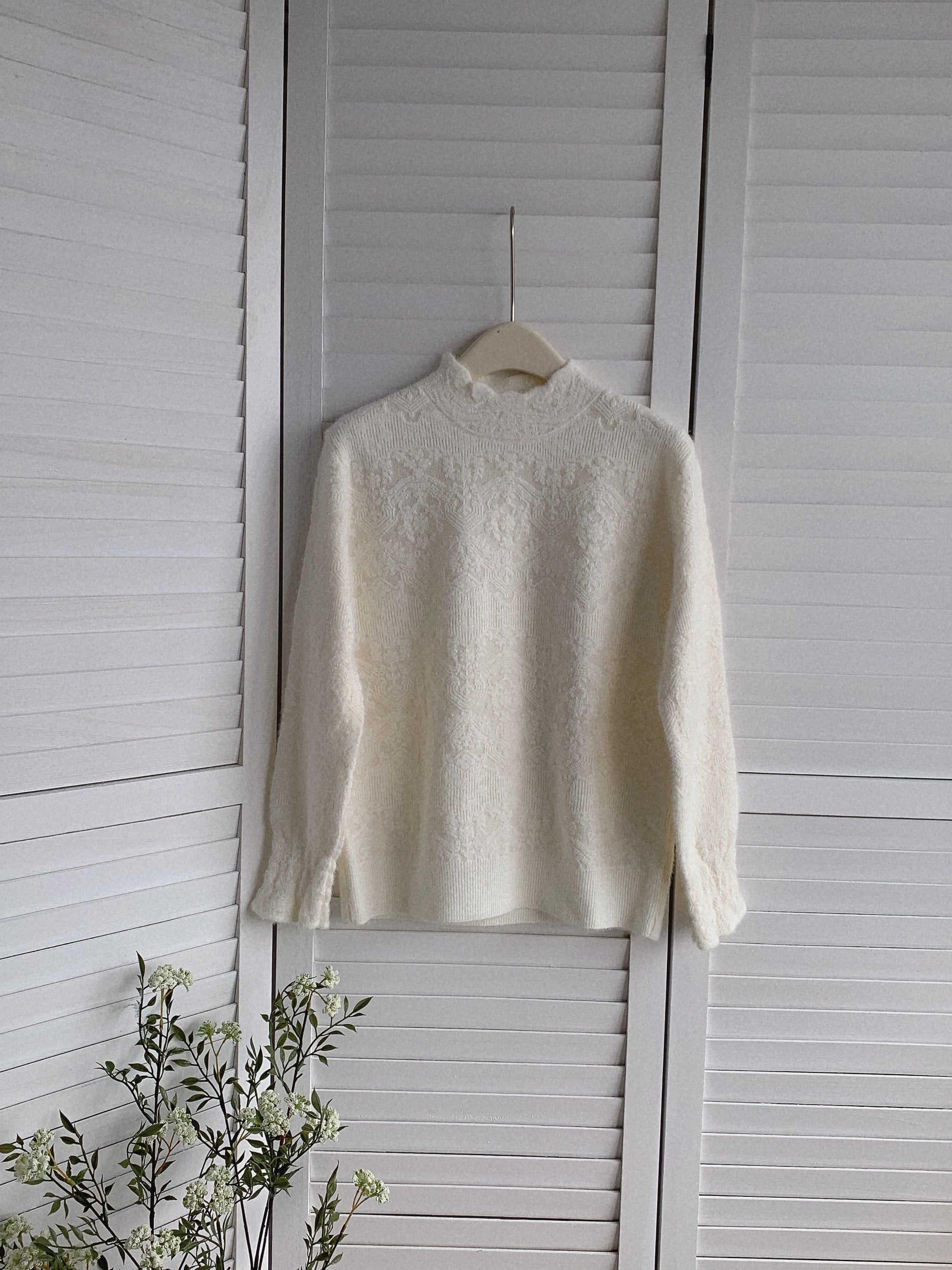 HELLO MILK TEE- 85601 鉤花小衫