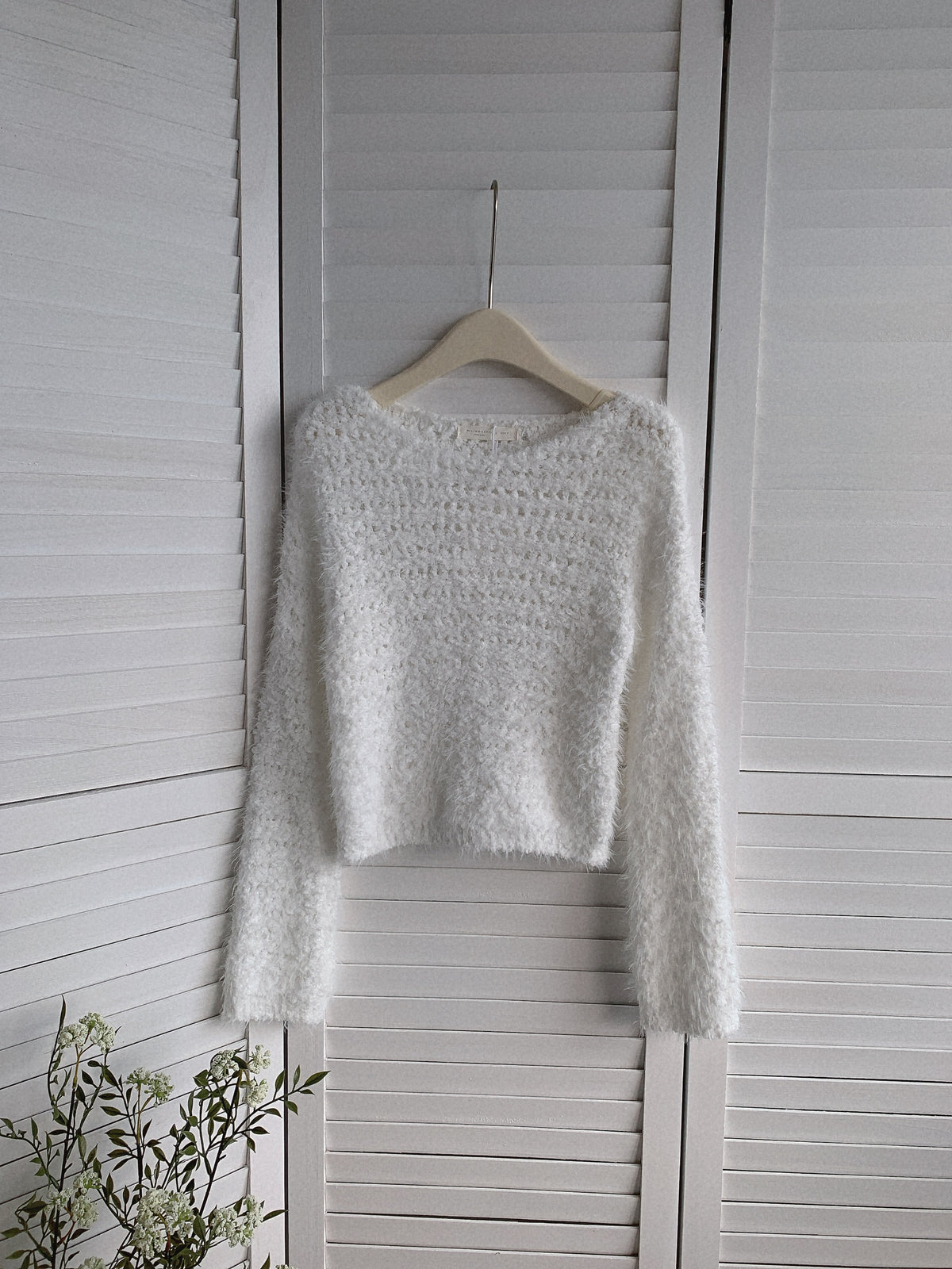 HELLO MILK TEE- 85596 鏤空毛衣