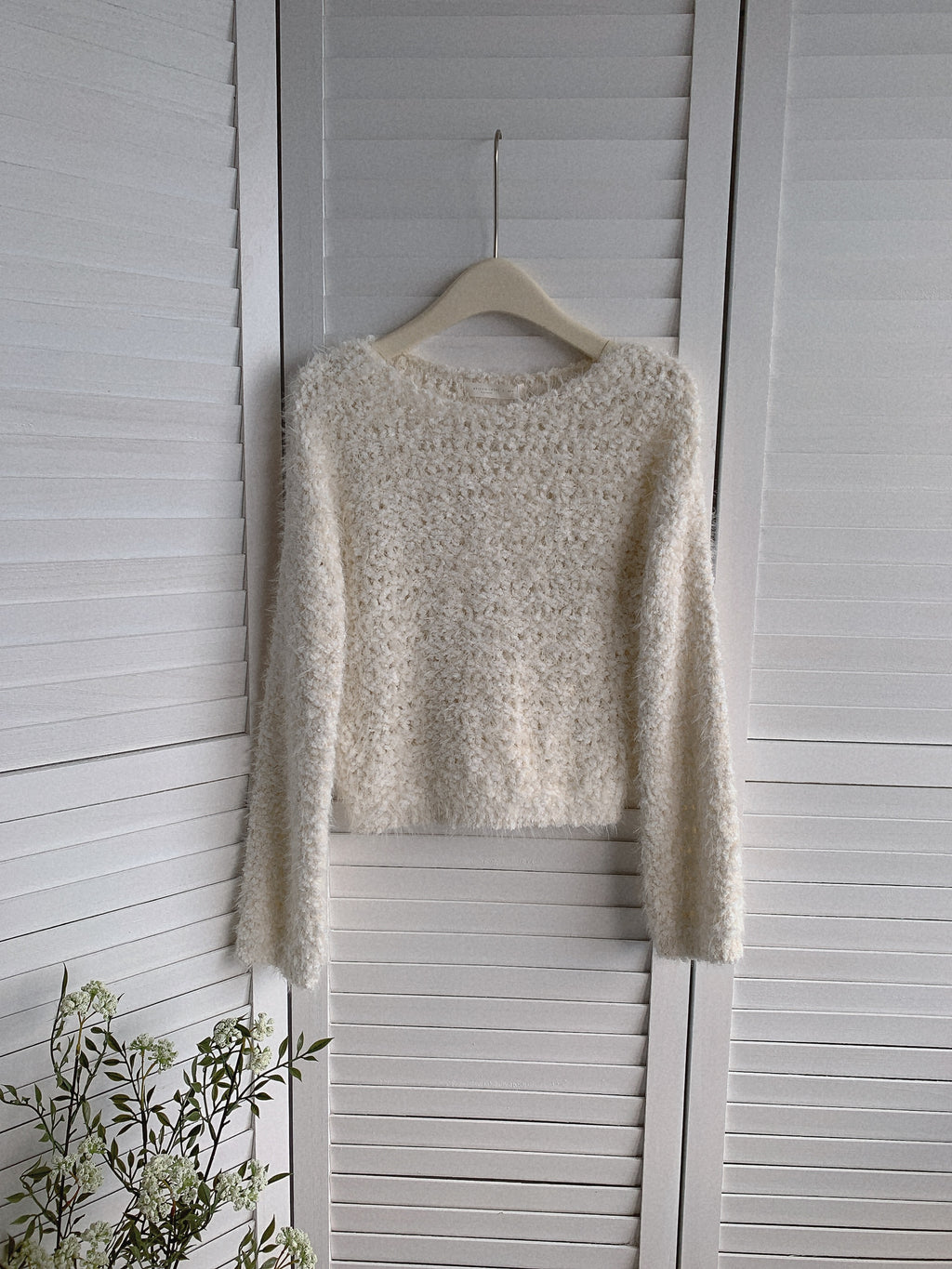 HELLO MILK TEE- 85596 鏤空毛衣