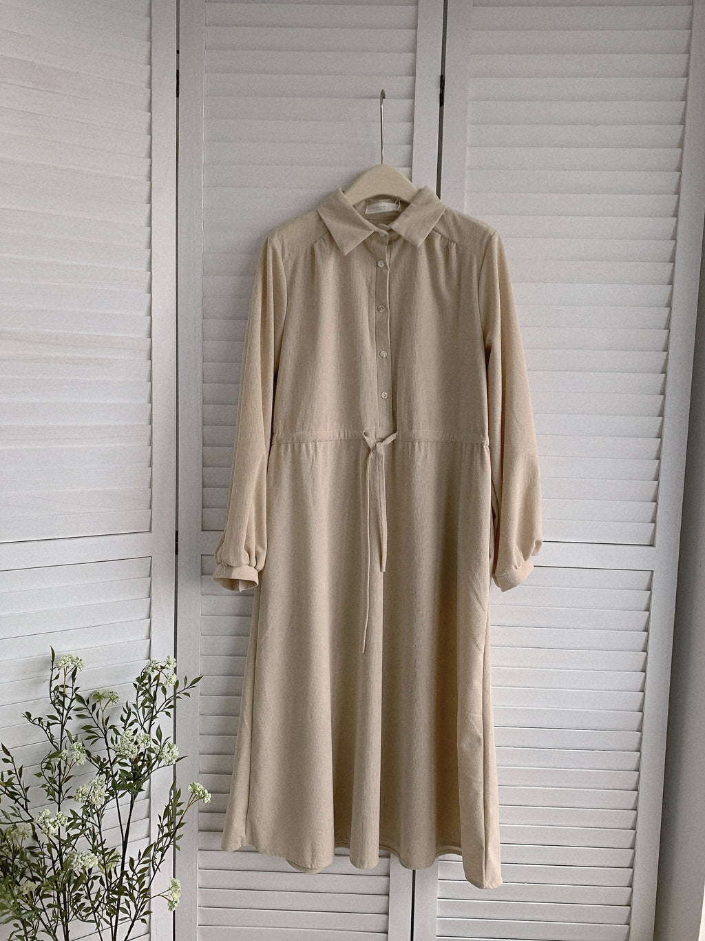 HELLO MILK TEE- 85569 翻領連衣裙