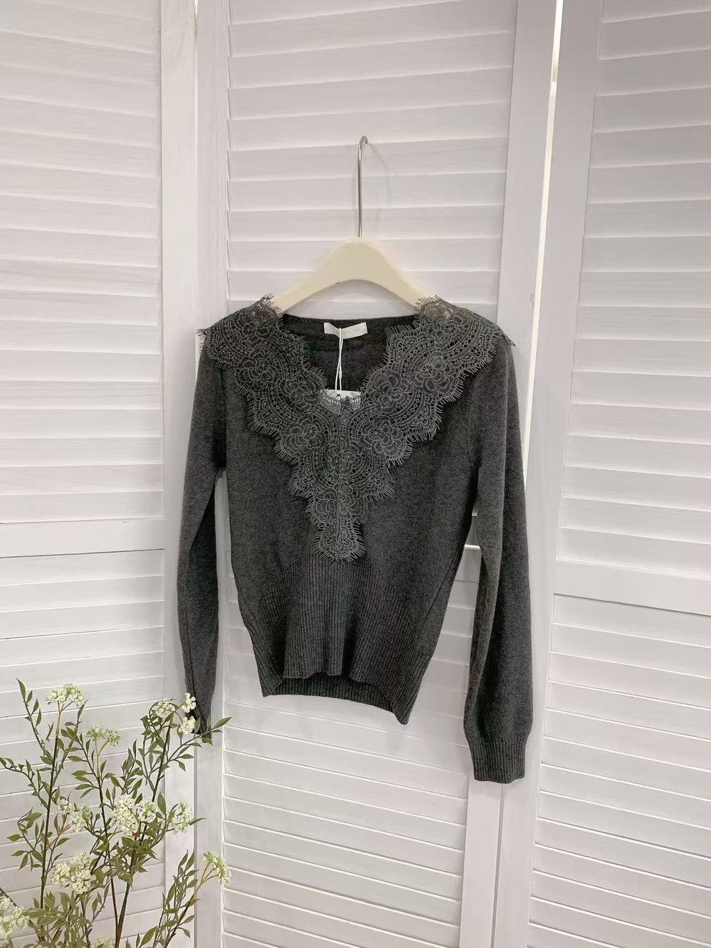 HELLO MILK TEE- 85584 花邊針織衫