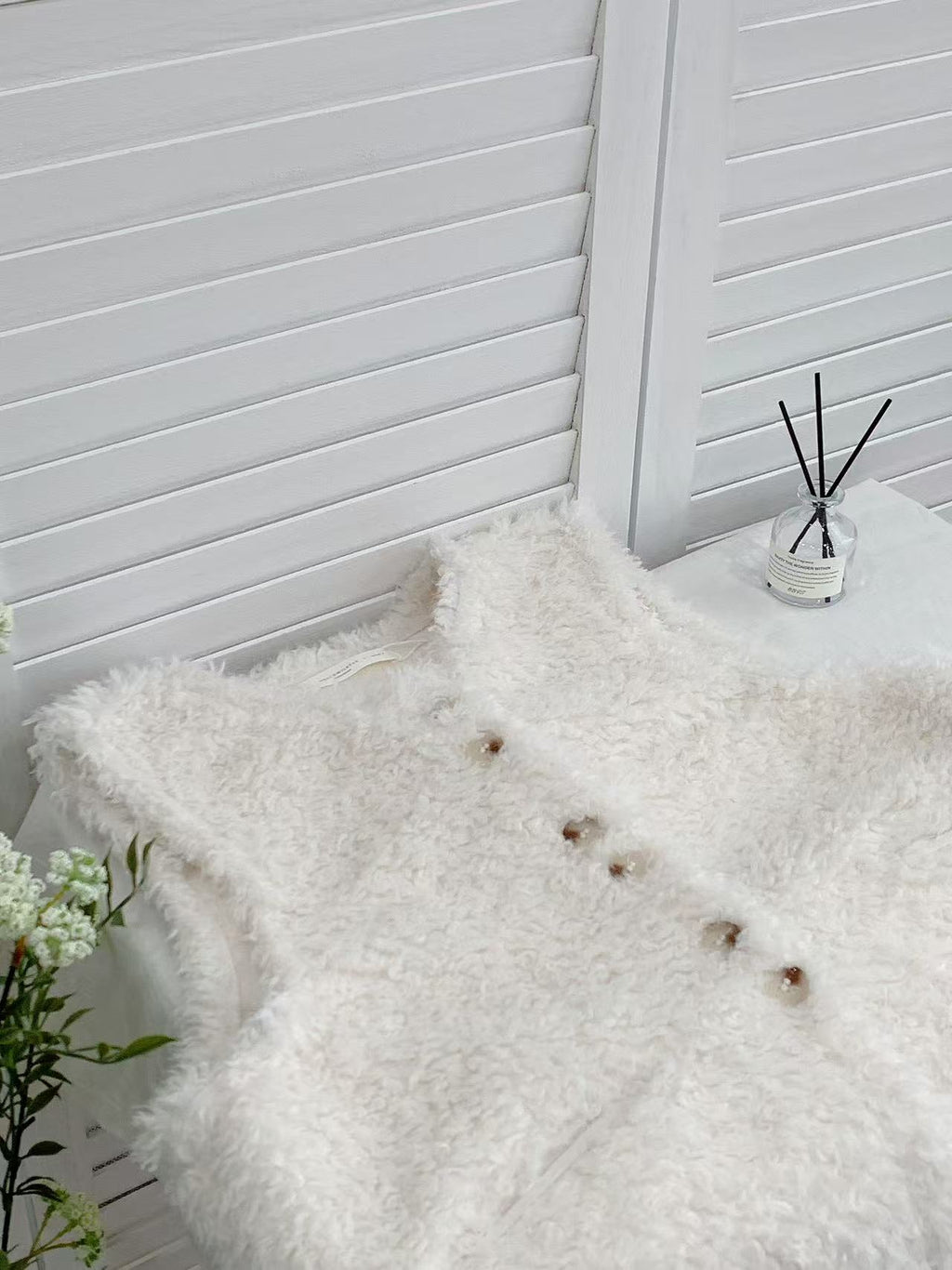 HELLO MILK TEE- 85554 羊羔毛馬甲