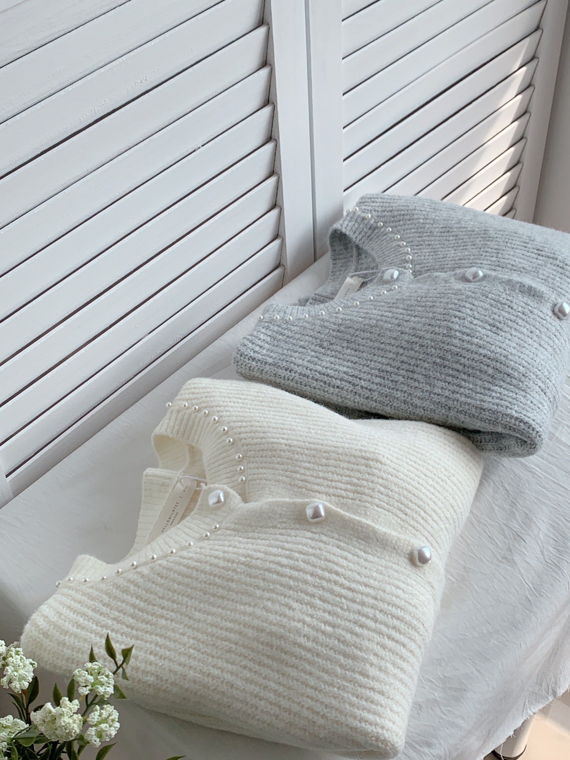 HELLO MILK TEE- 85605 圓領釘珠衫