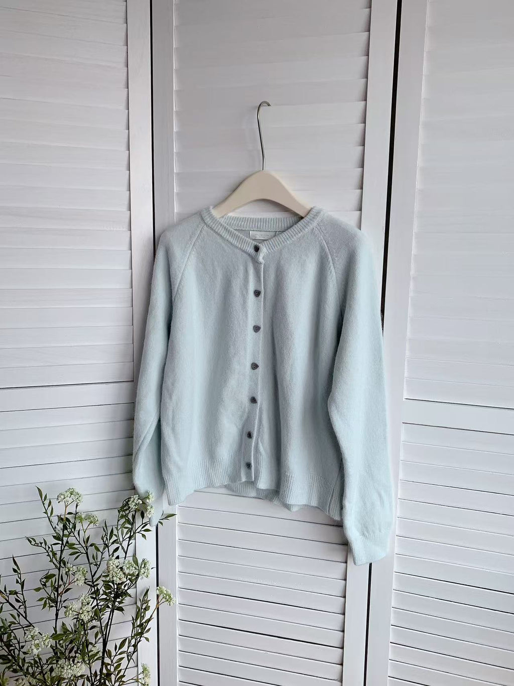 HELLO MILK TEE- 85589 愛心扣開衫