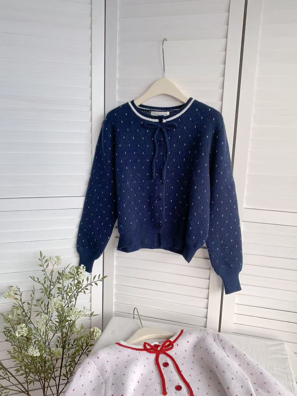 HELLO MILK TEE- 85548 波點開衫