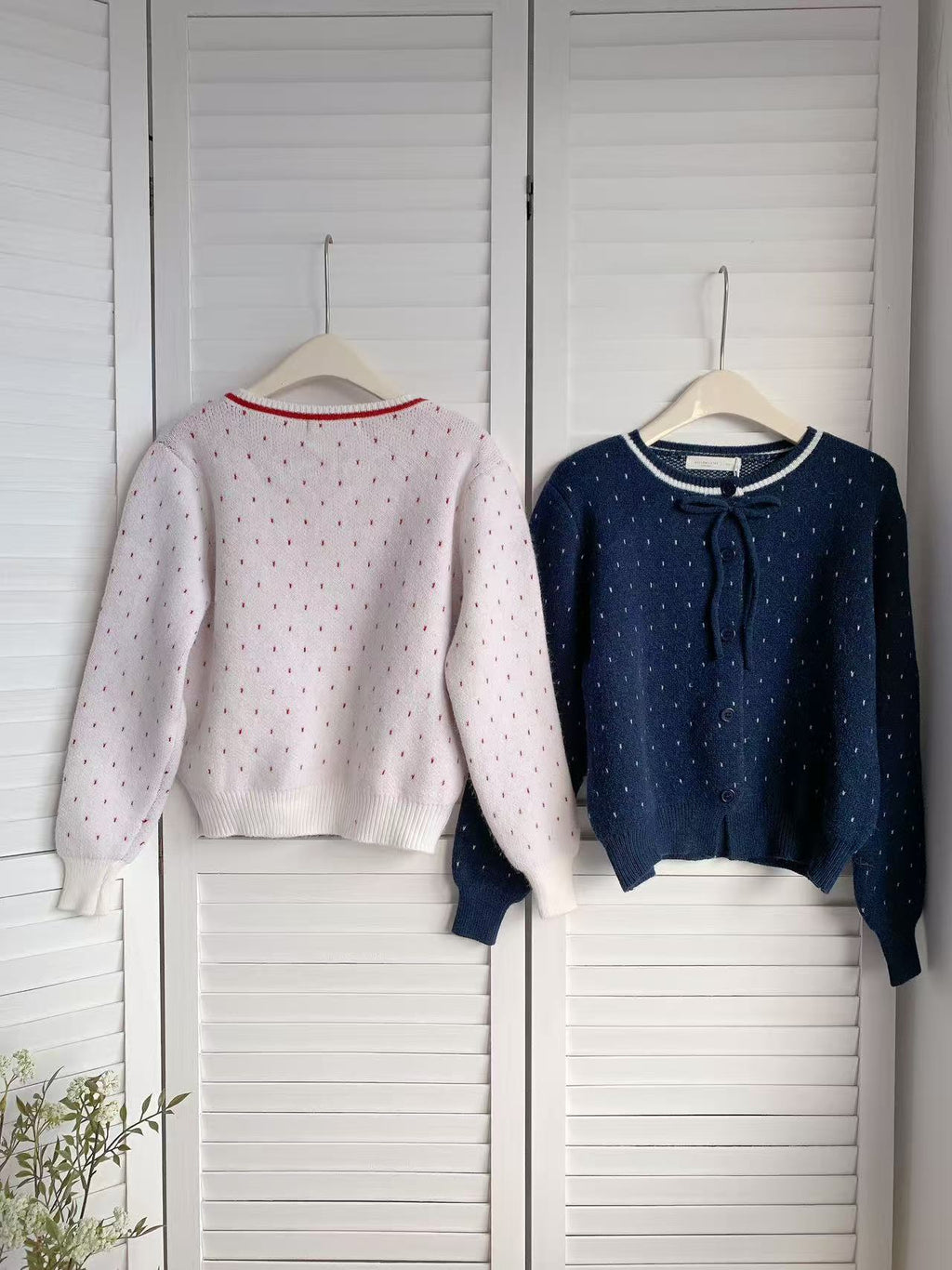 HELLO MILK TEE- 85548 波點開衫