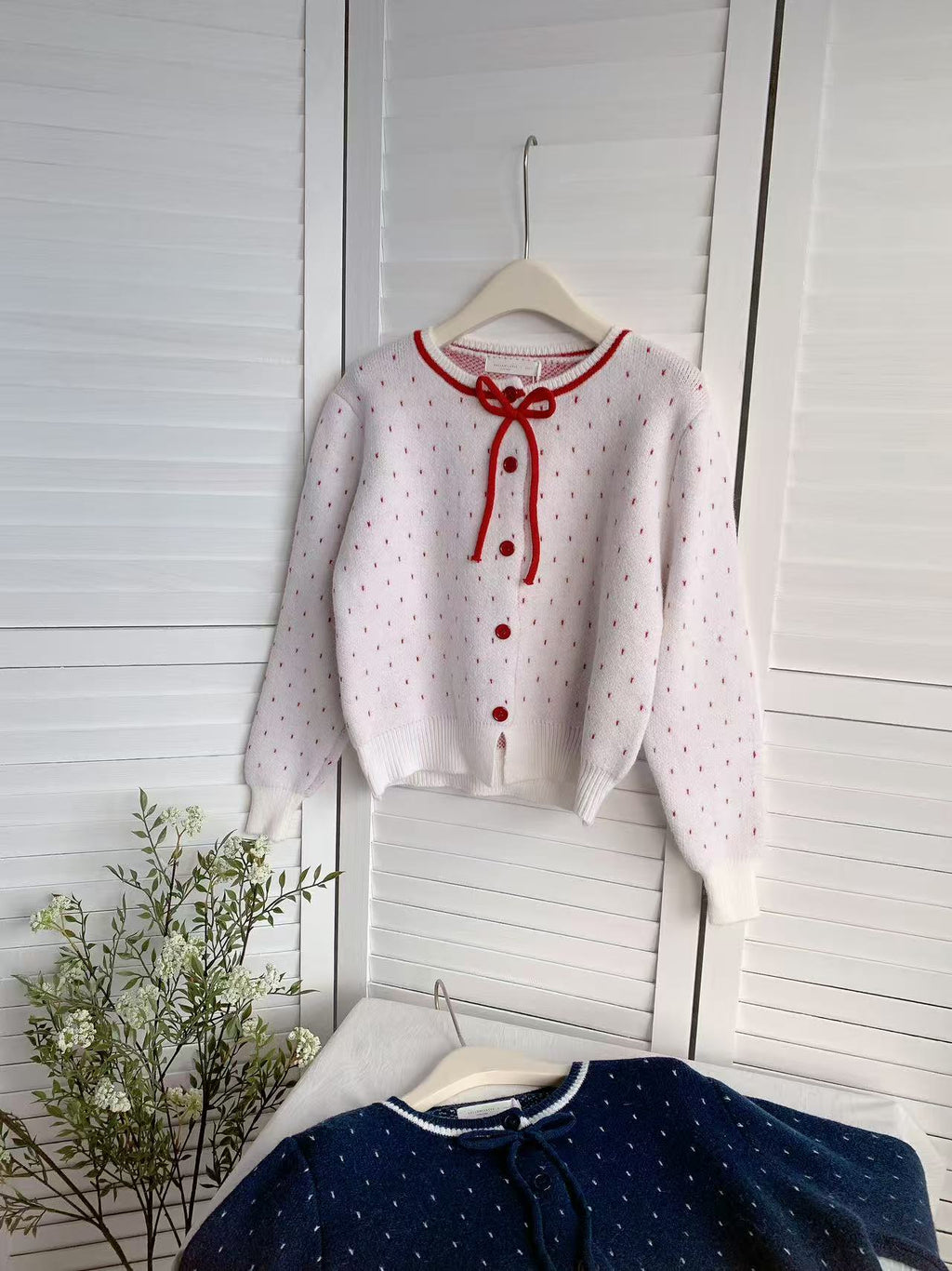 HELLO MILK TEE- 85548 波點開衫