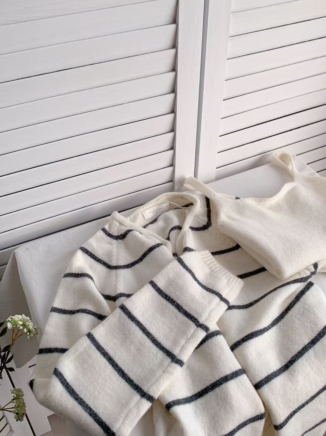 HELLO MILK TEE- 85541 條紋兩件套