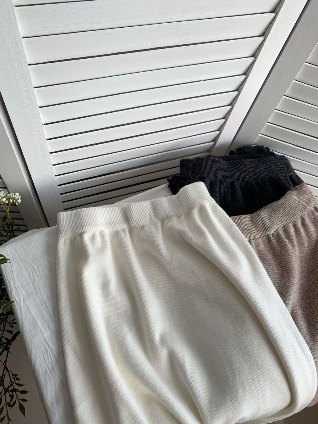 HELLO MILK TEE- 85657 卷邊半裙