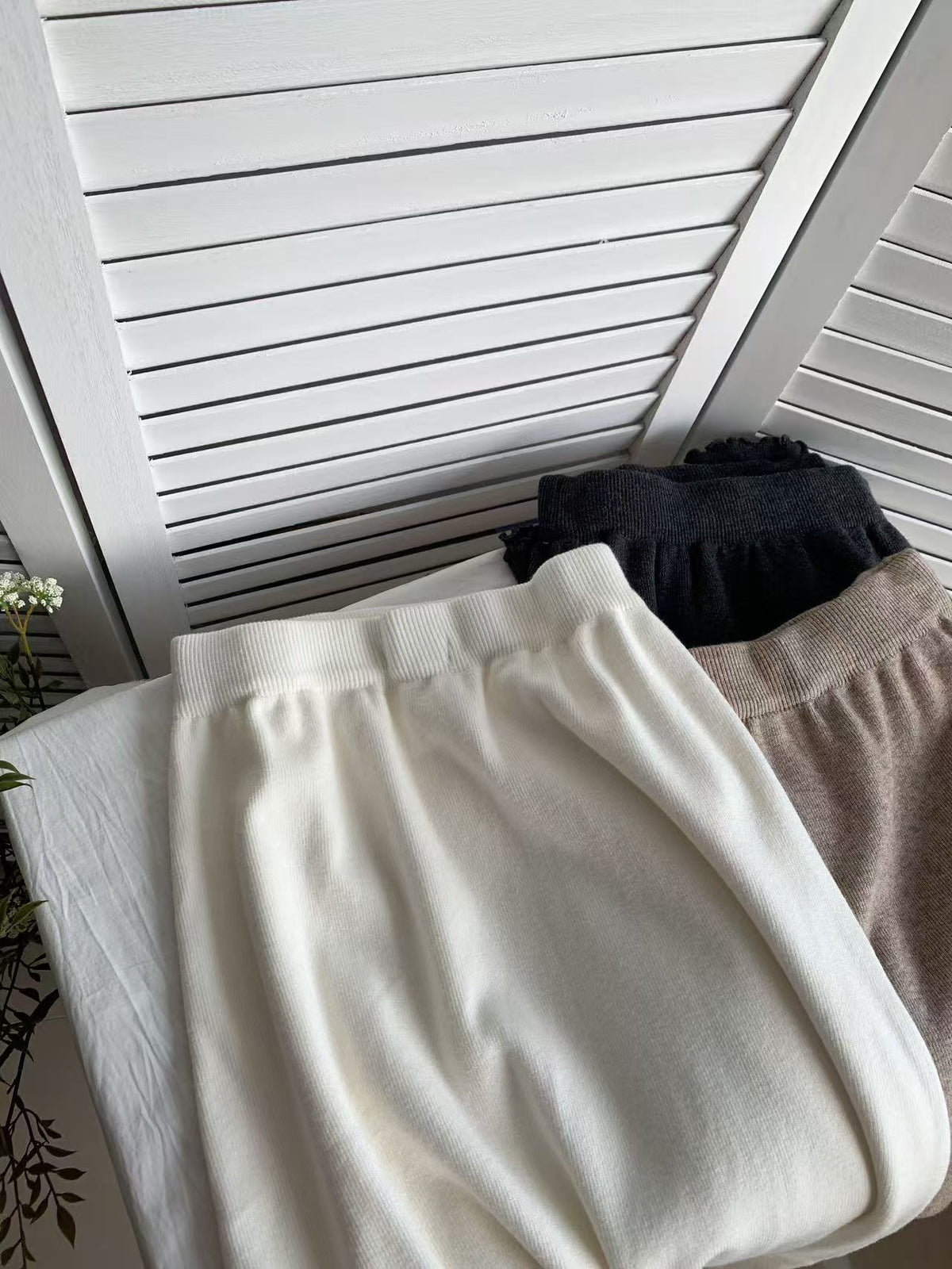 HELLO MILK TEE- 85657 卷邊半裙