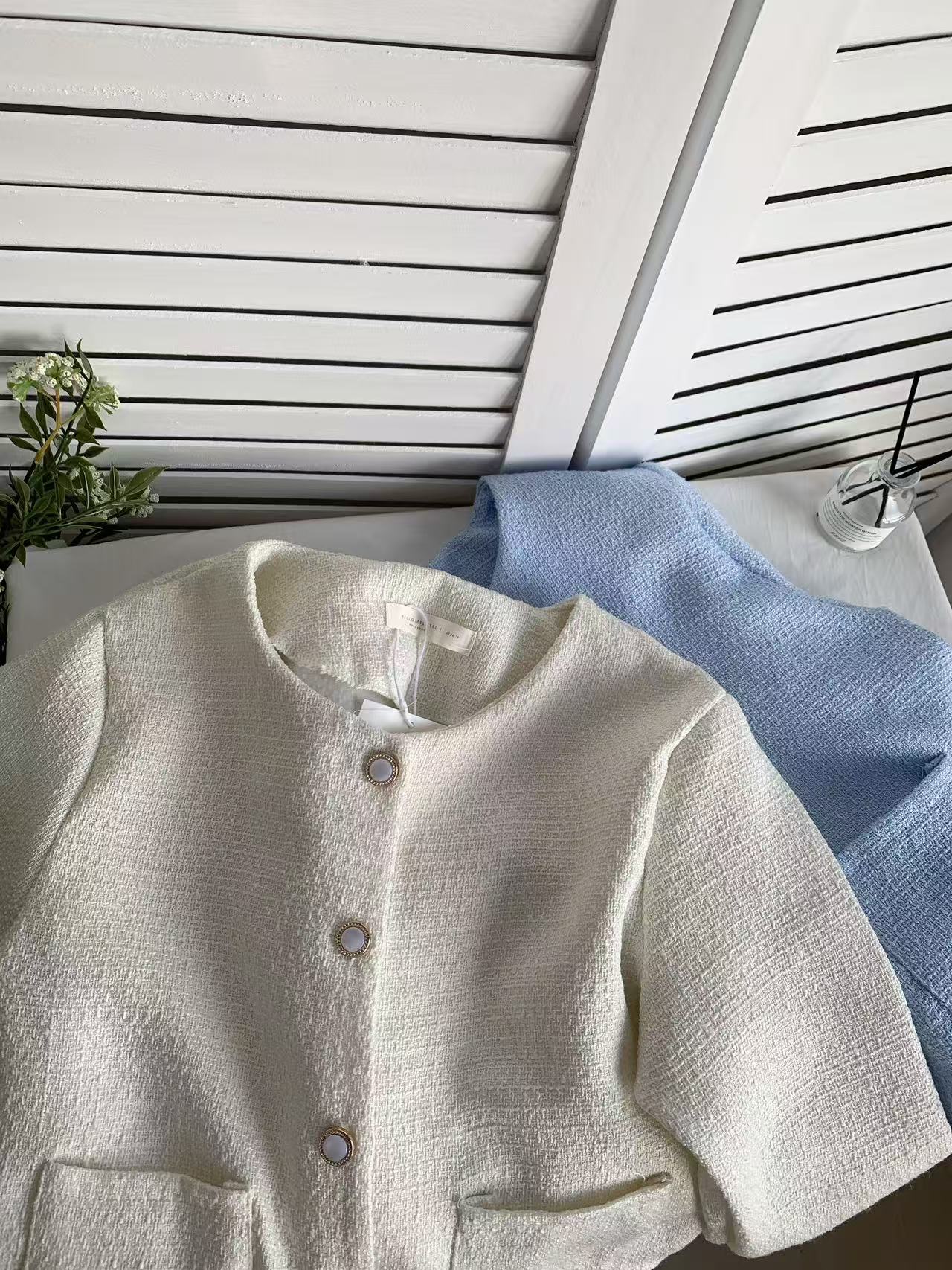 HELLO MILK TEE- 85634 小香風上衣