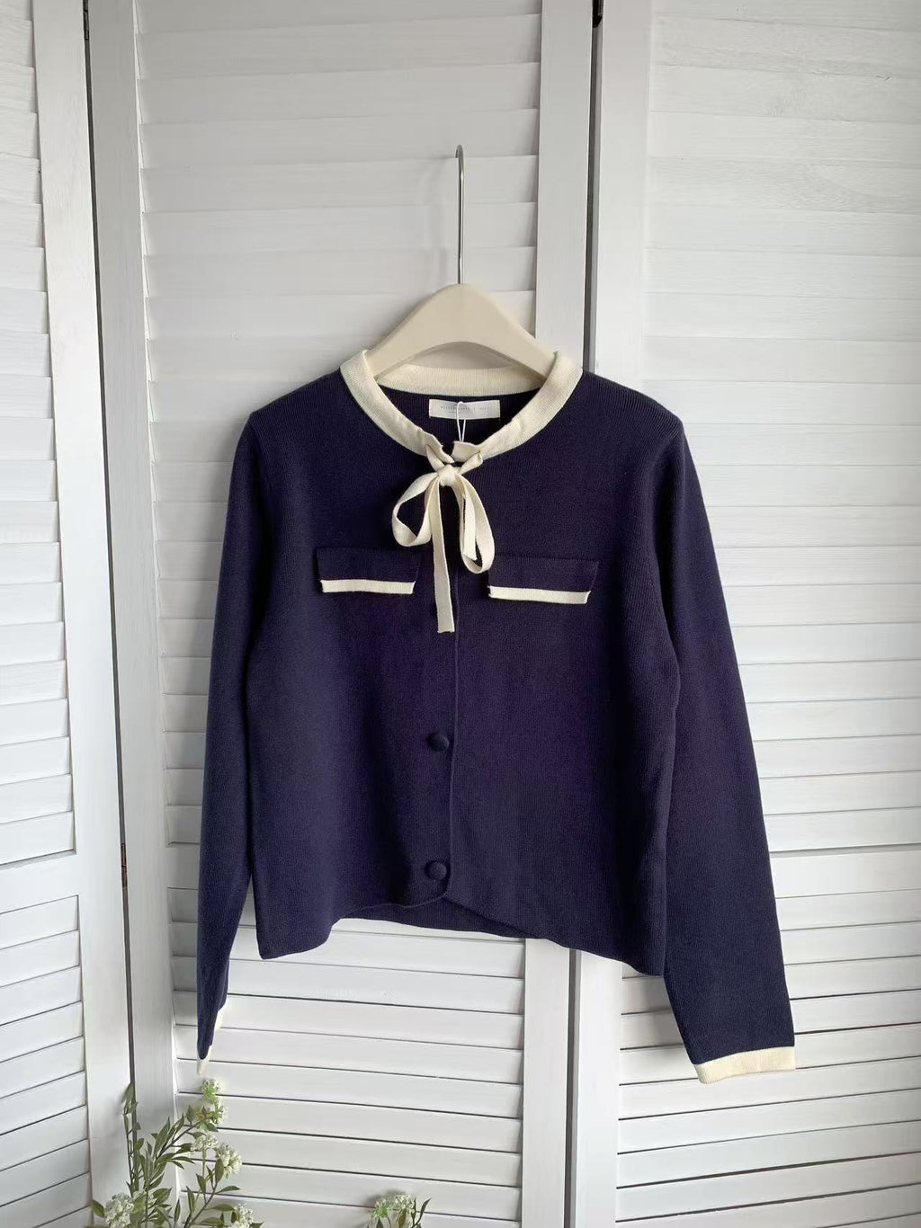 HELLO MILK TEE- 85625 氣質開衫