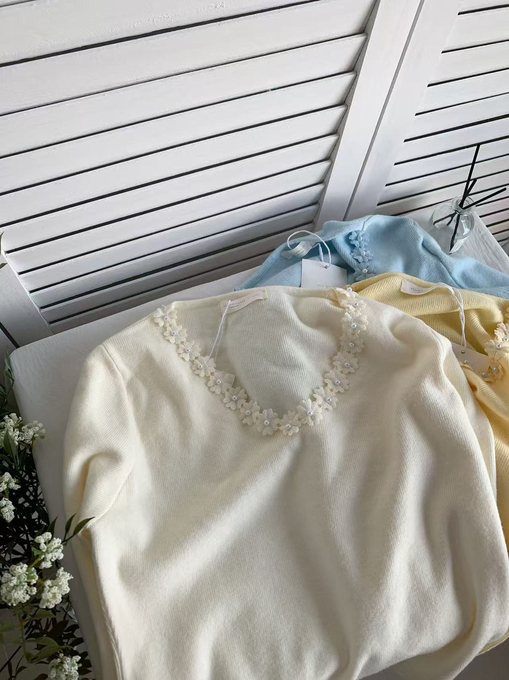 HELLO MILK TEE- 85624 花朵上衣