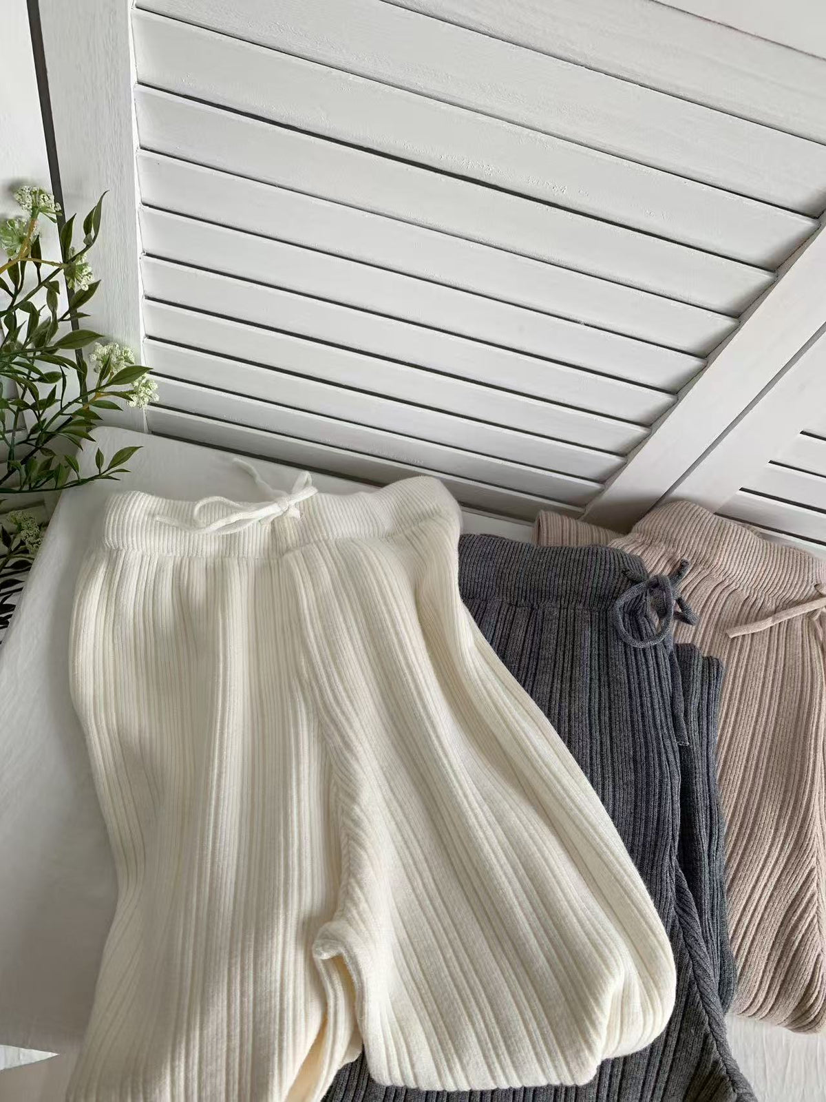 HELLO MILK TEE- 85613 百搭長褲