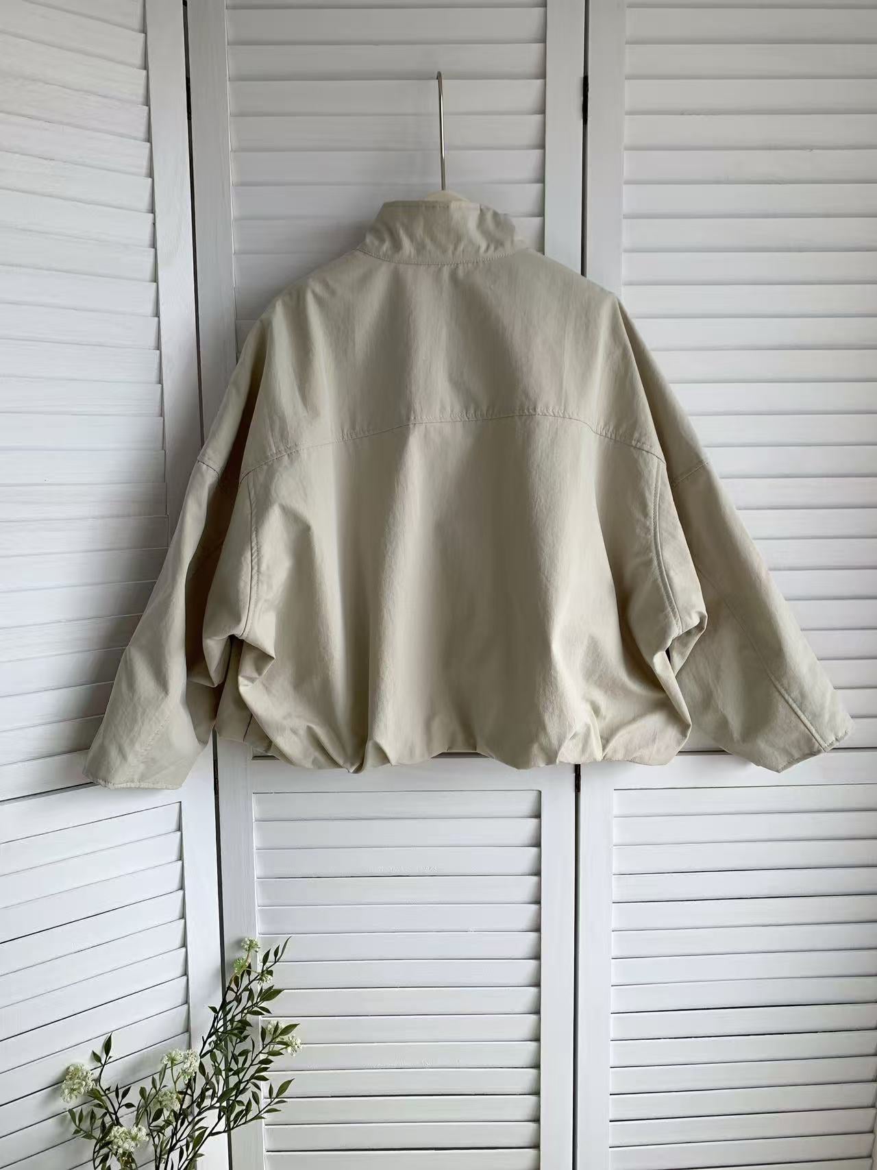 HELLO MILK TEE- 85522 風衣外套