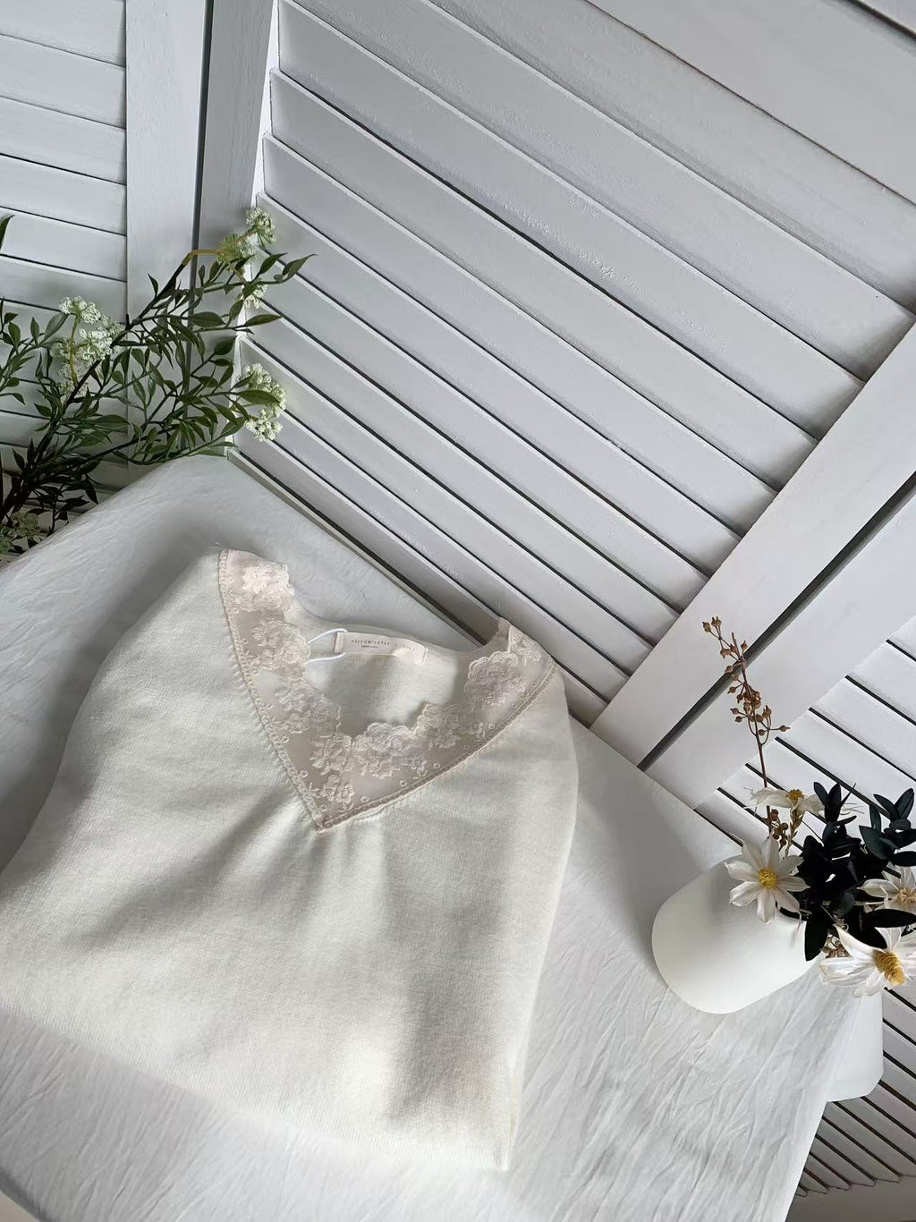 HELLO MILK TEE- 85626 花邊領上衣