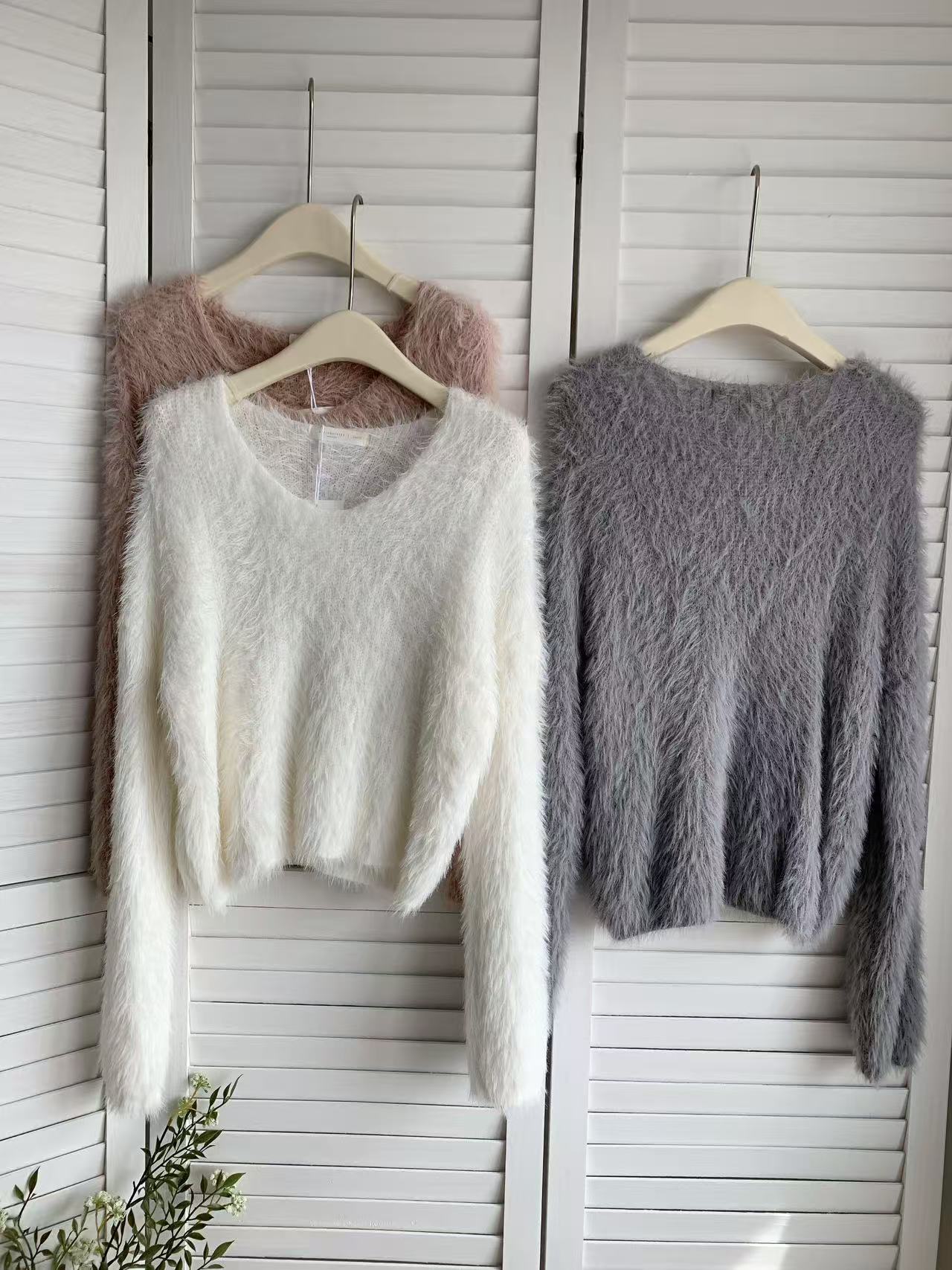 HELLO MILK TEE- 85700 休閒毛衣