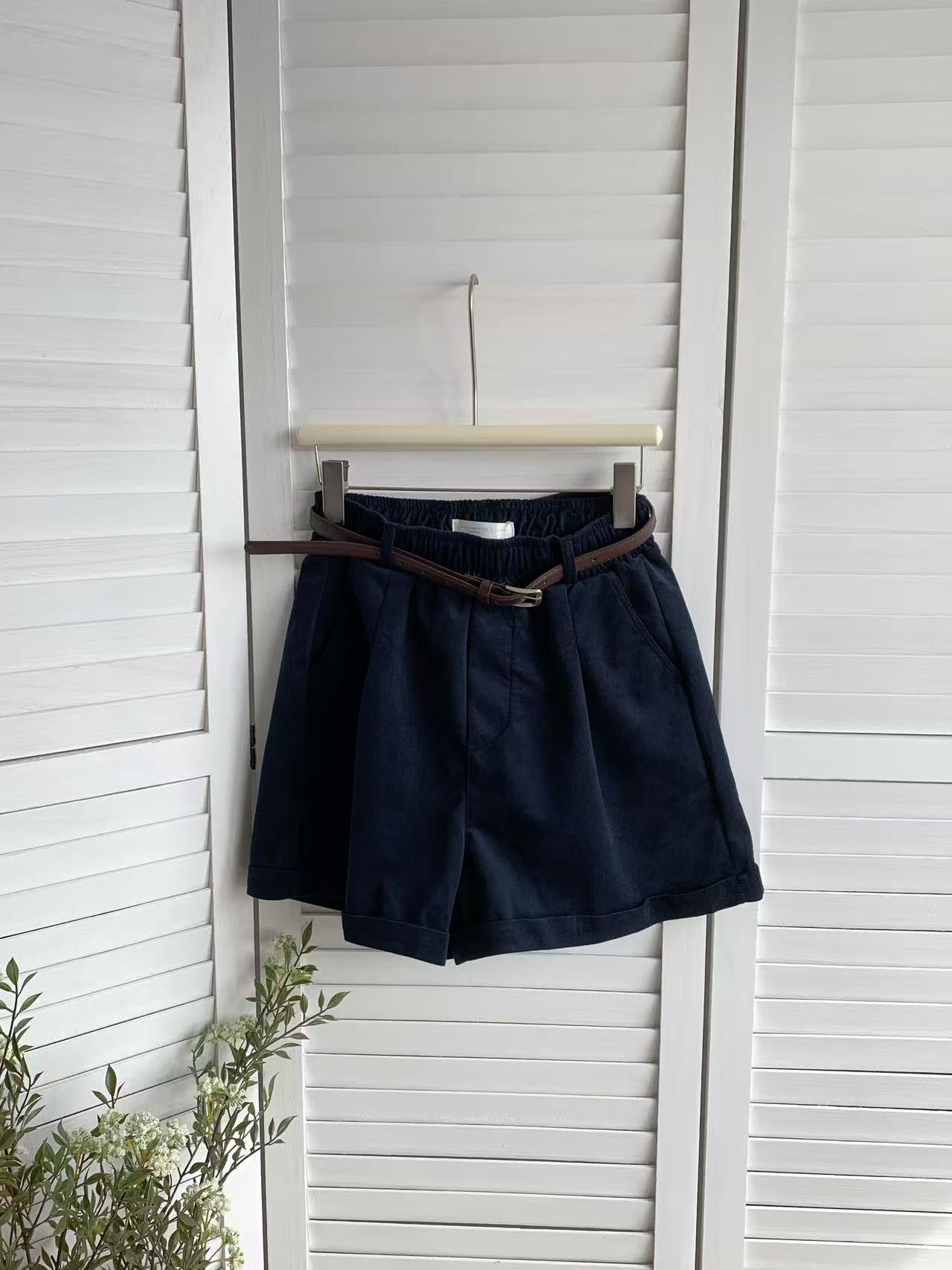 HELLO MILK TEE- 85549 純色短褲