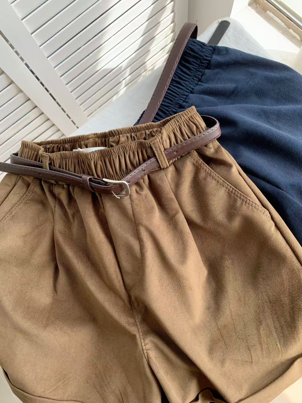 HELLO MILK TEE- 85549 純色短褲