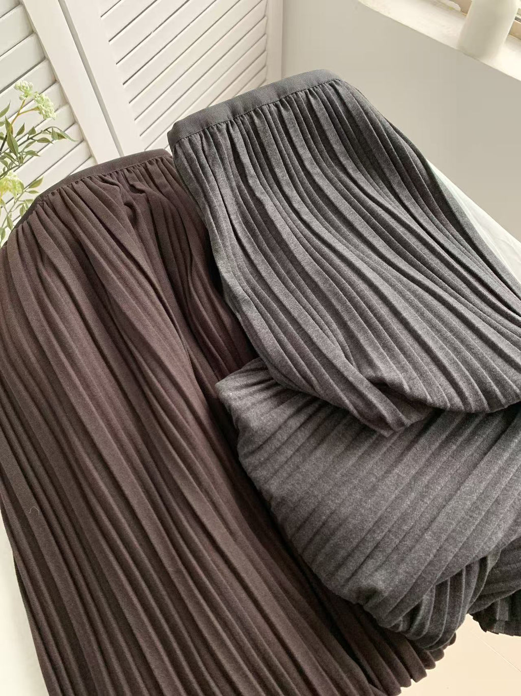 HELLO MILK TEE- 85544 磨毛半裙