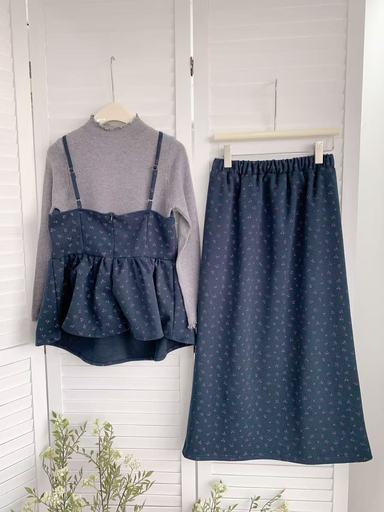 HELLO MILK TEE- 85645 呢子套裝