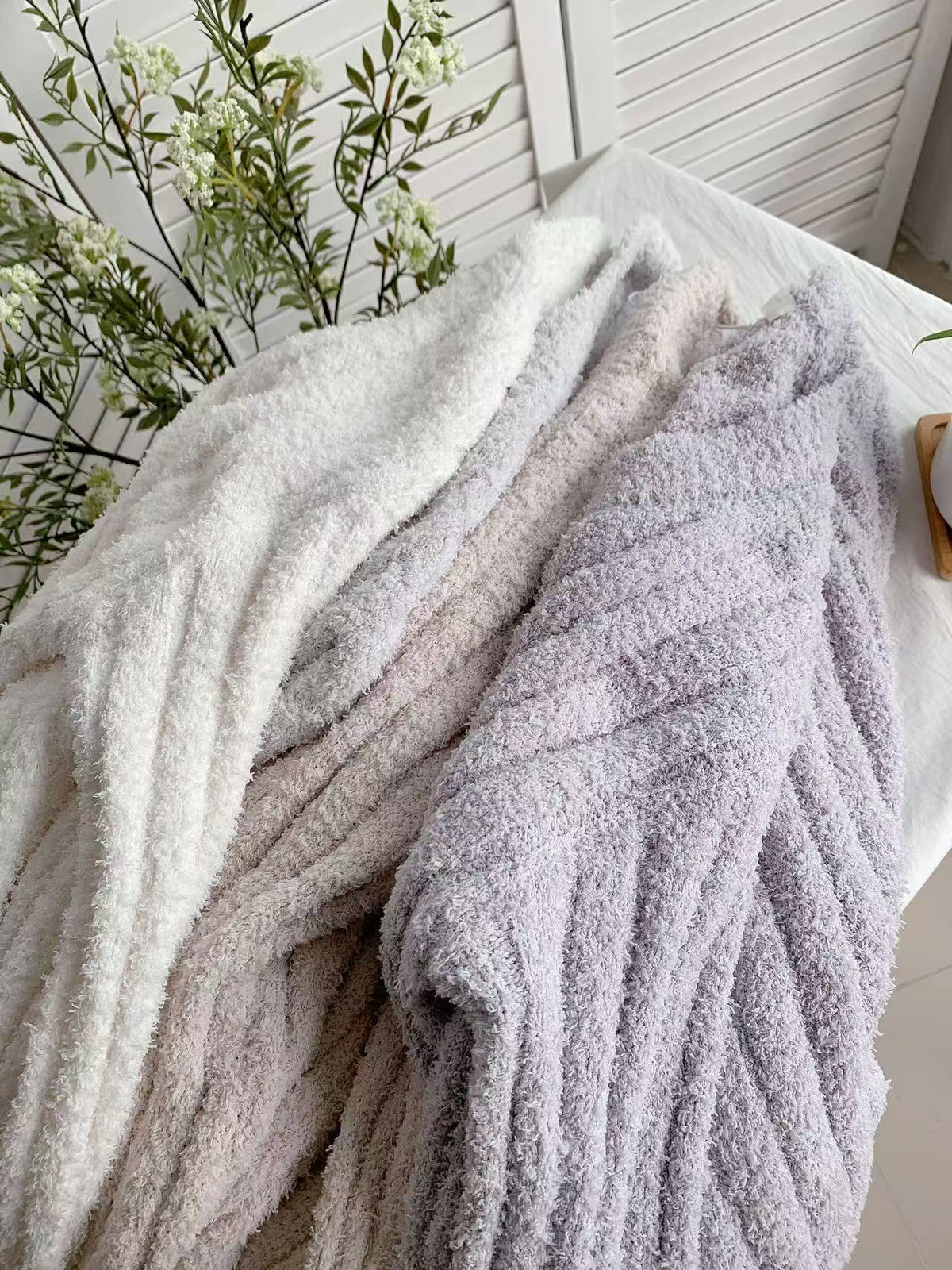 HELLO MILK TEE- 85703 V領毛衣