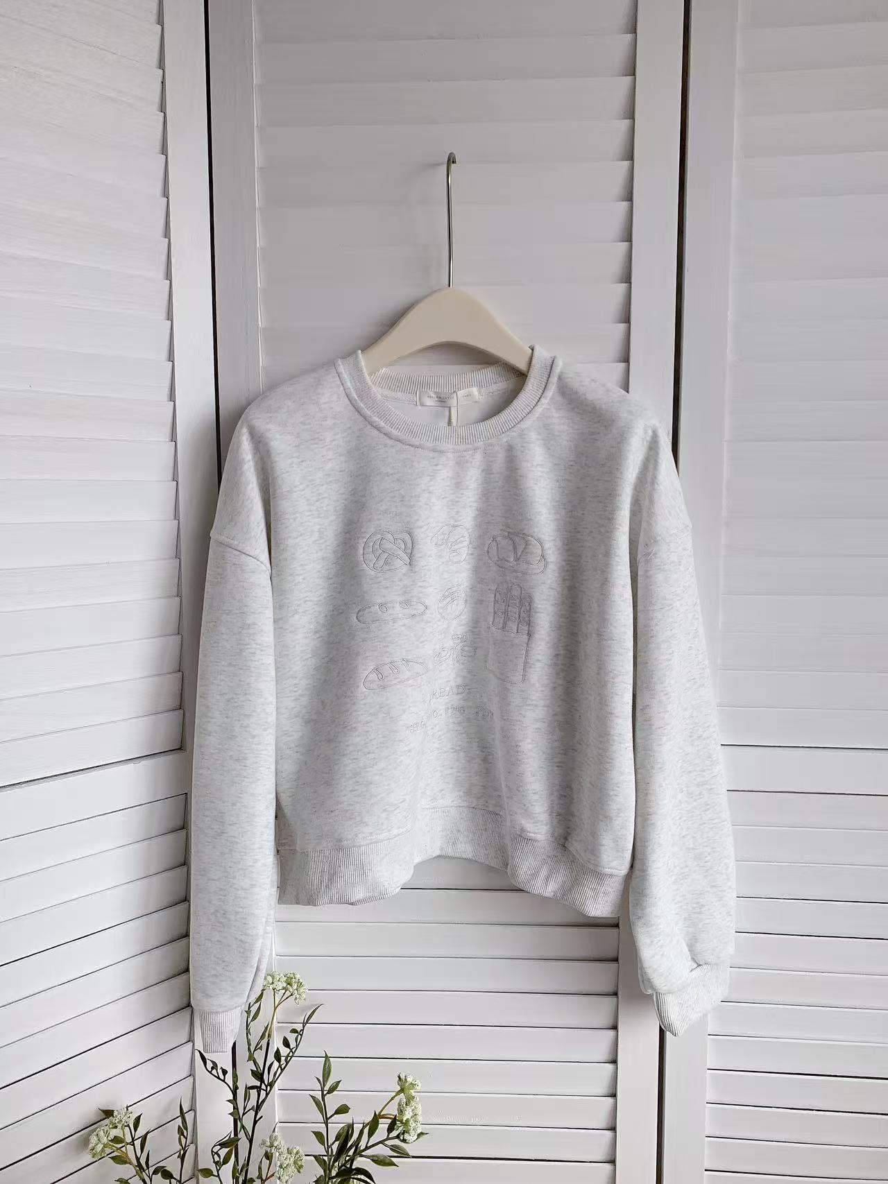 HELLO MILK TEE- 85683 短款衛衣