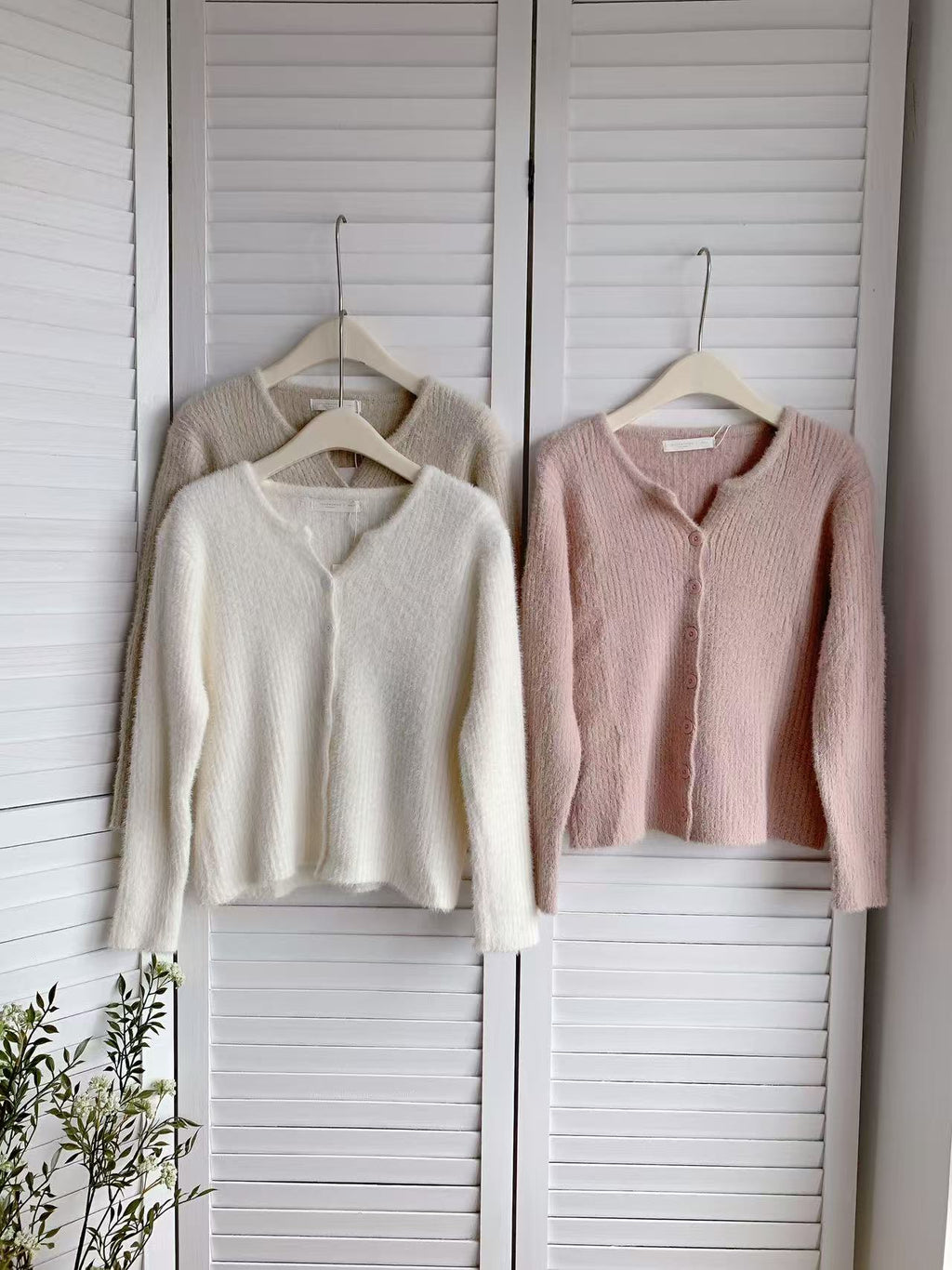 HELLO MILK TEE- 85676 坑條毛衣