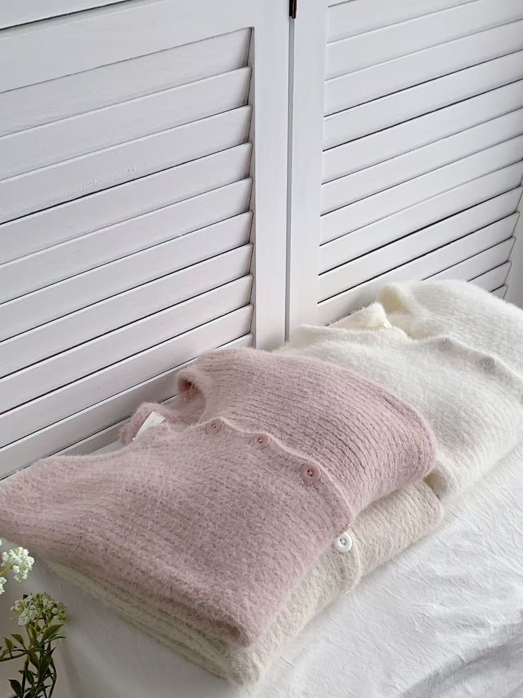 HELLO MILK TEE- 85676 坑條毛衣