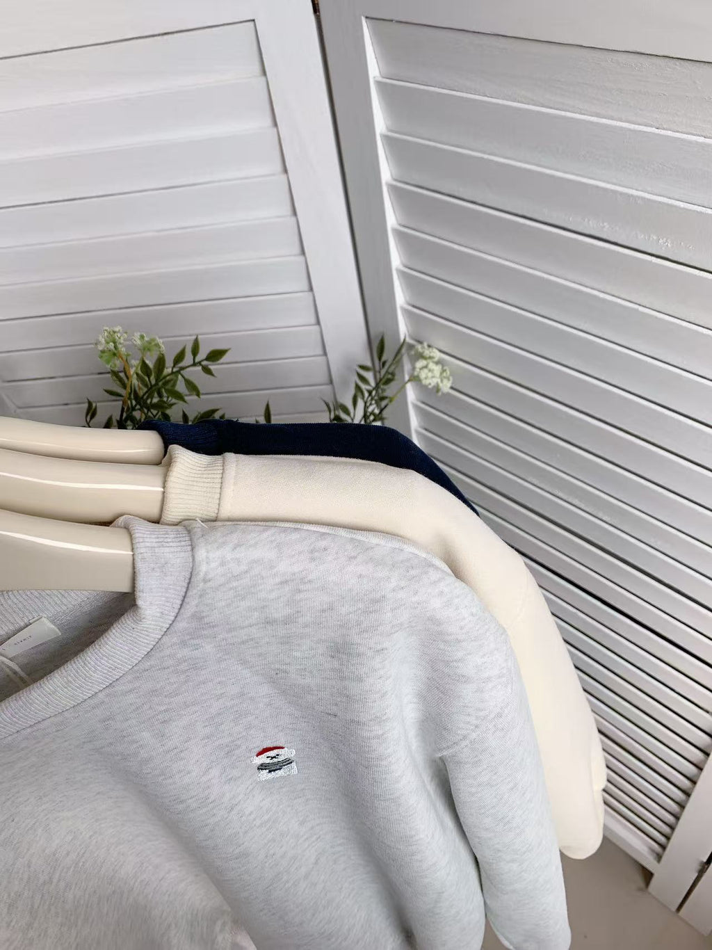 HELLO MILK TEE- 85693 短款衛衣