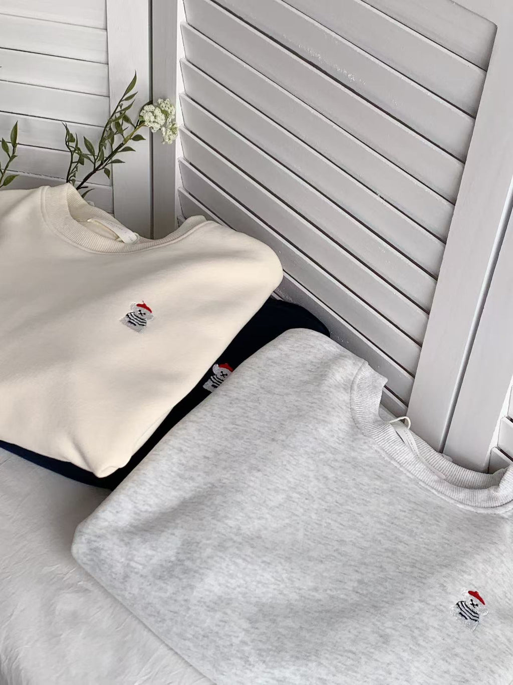 HELLO MILK TEE- 85693 短款衛衣