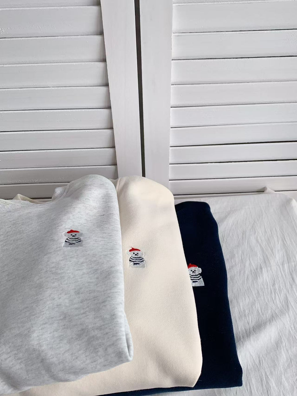 HELLO MILK TEE- 85693 短款衛衣