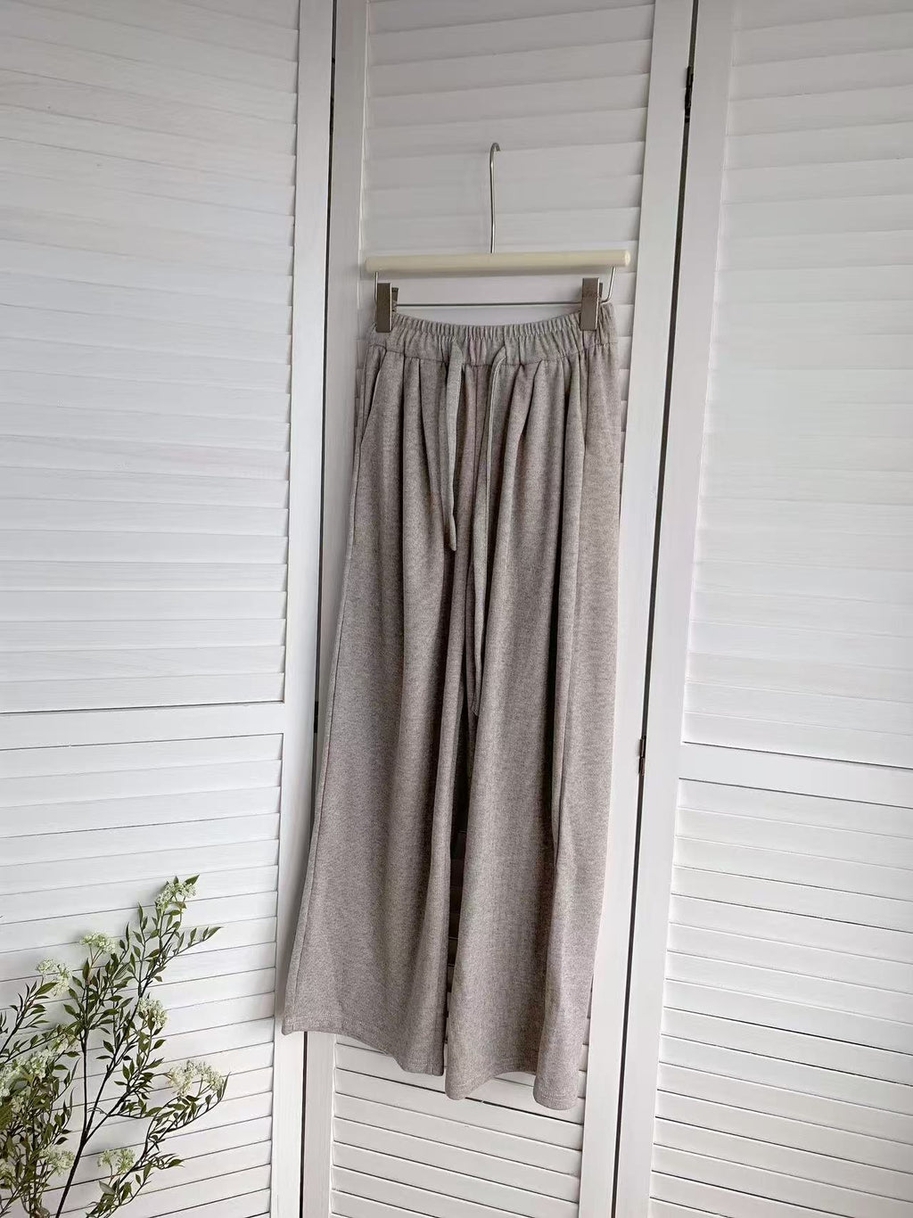 HELLO MILK TEE- 85610 羊絨闊腿褲