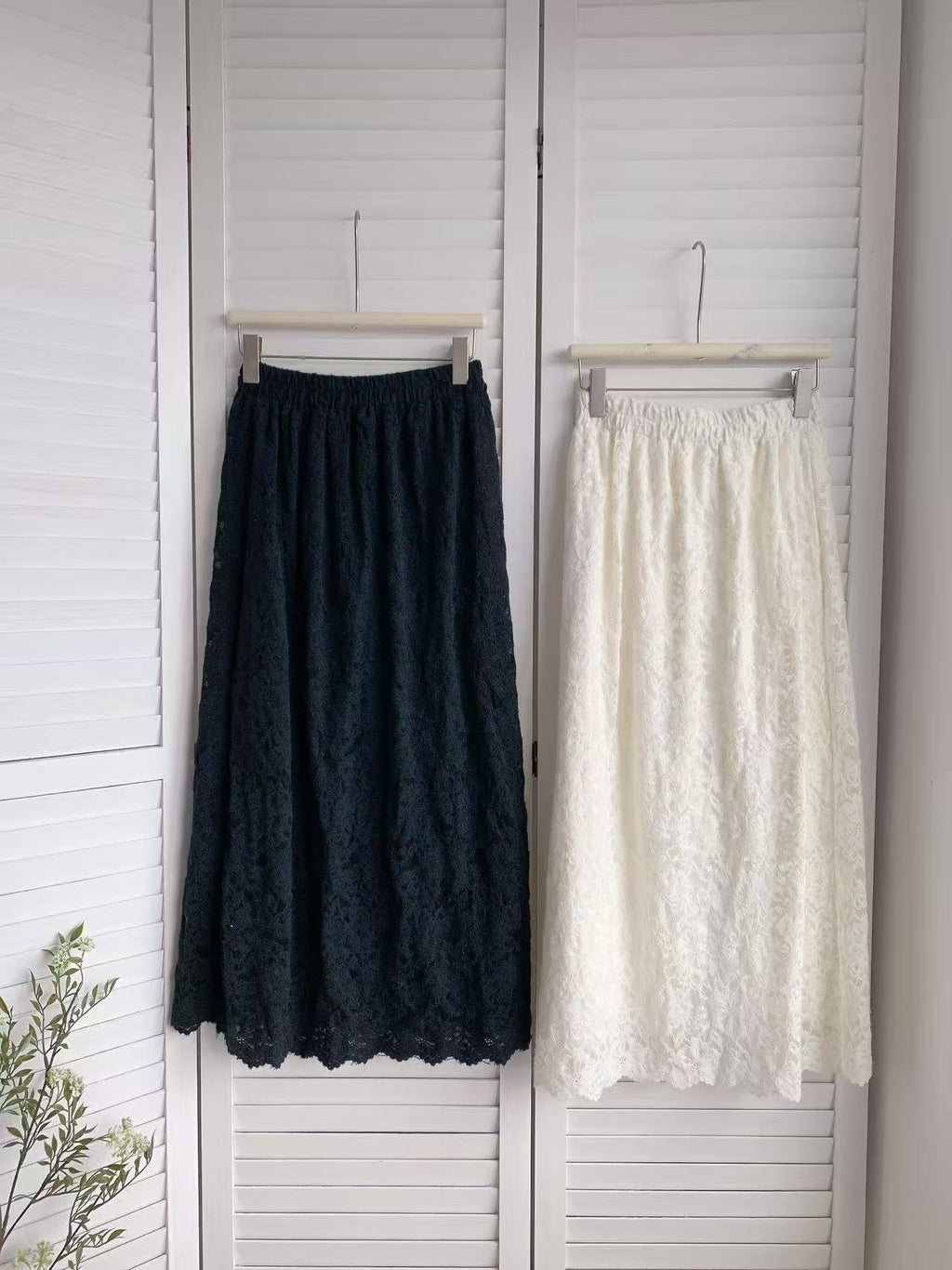 HELLO MILK TEE- 85670 蕾絲半裙