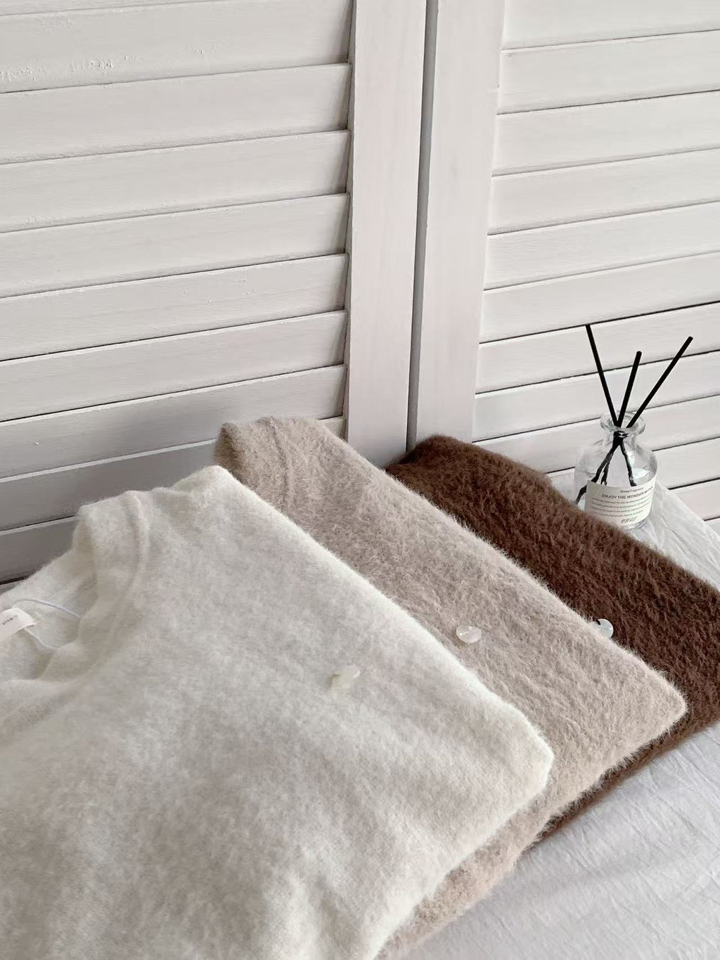 HELLO MILK TEE- 85564 毛紗短袖