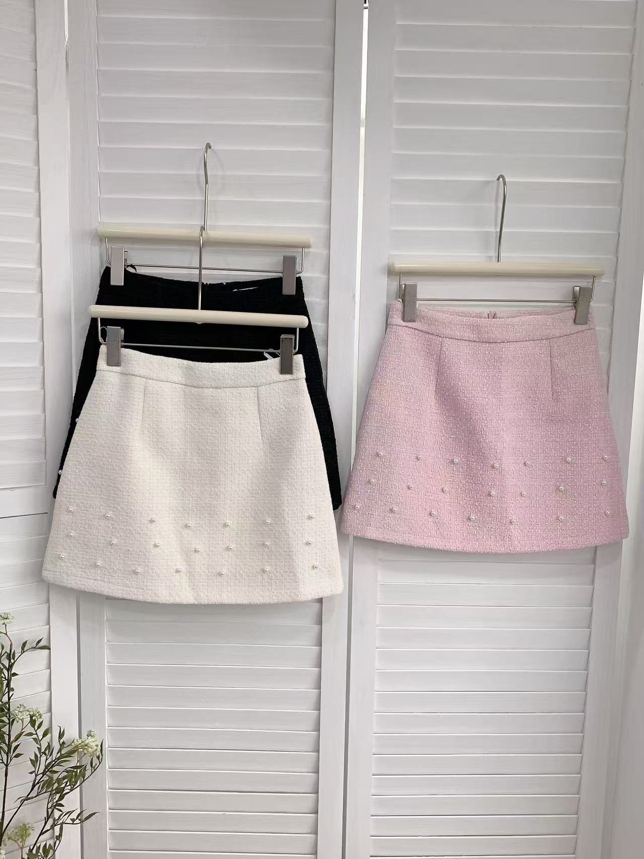 HELLO MILK TEE- 85658 釘珠半裙